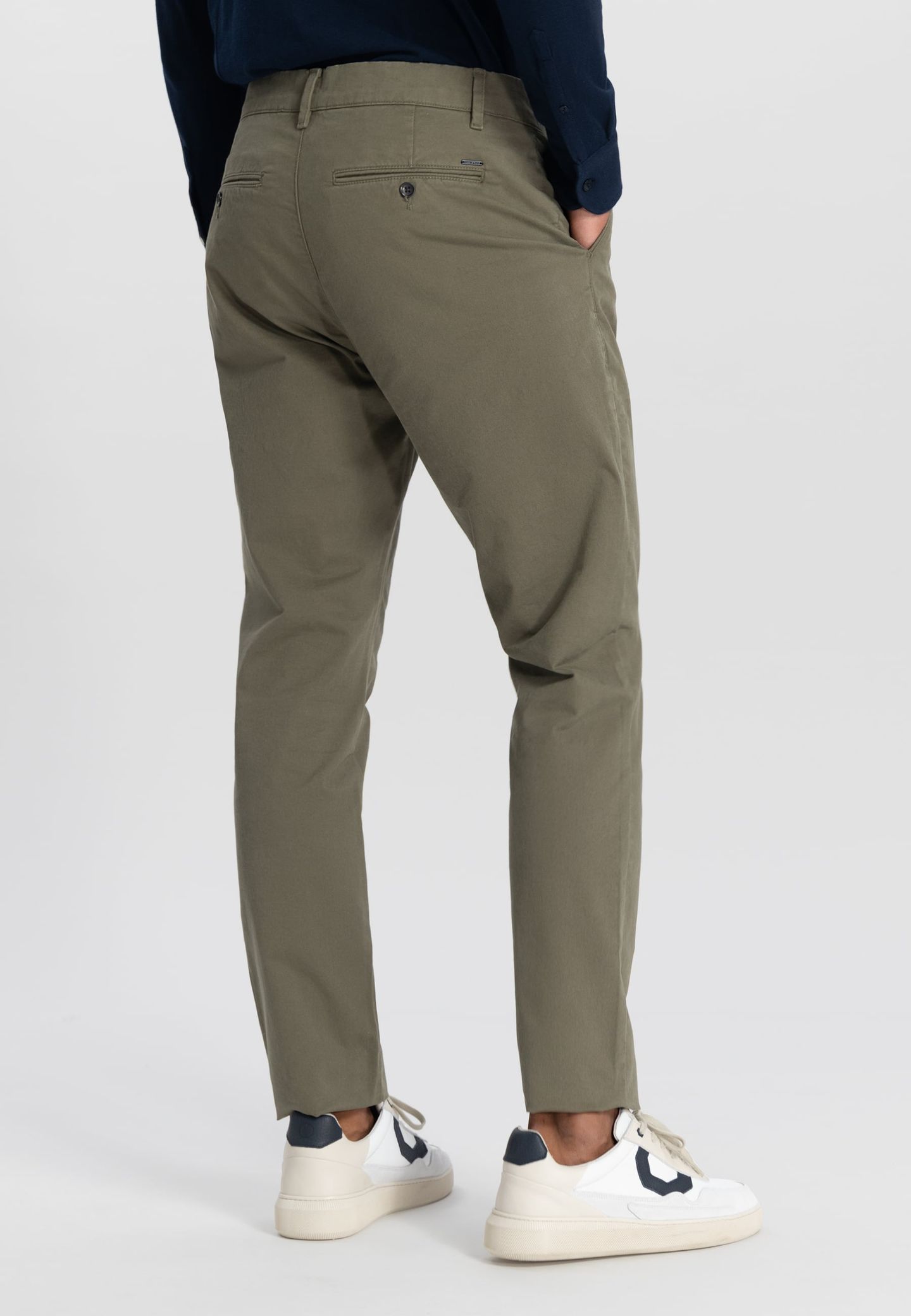 CHARLIE SLIMFIT CHINO ARMY GREEN 2