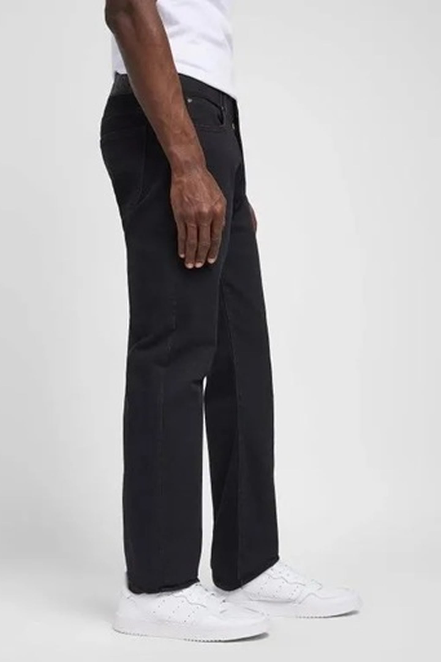 SLIM FIT MVP BLACK JEANS 3