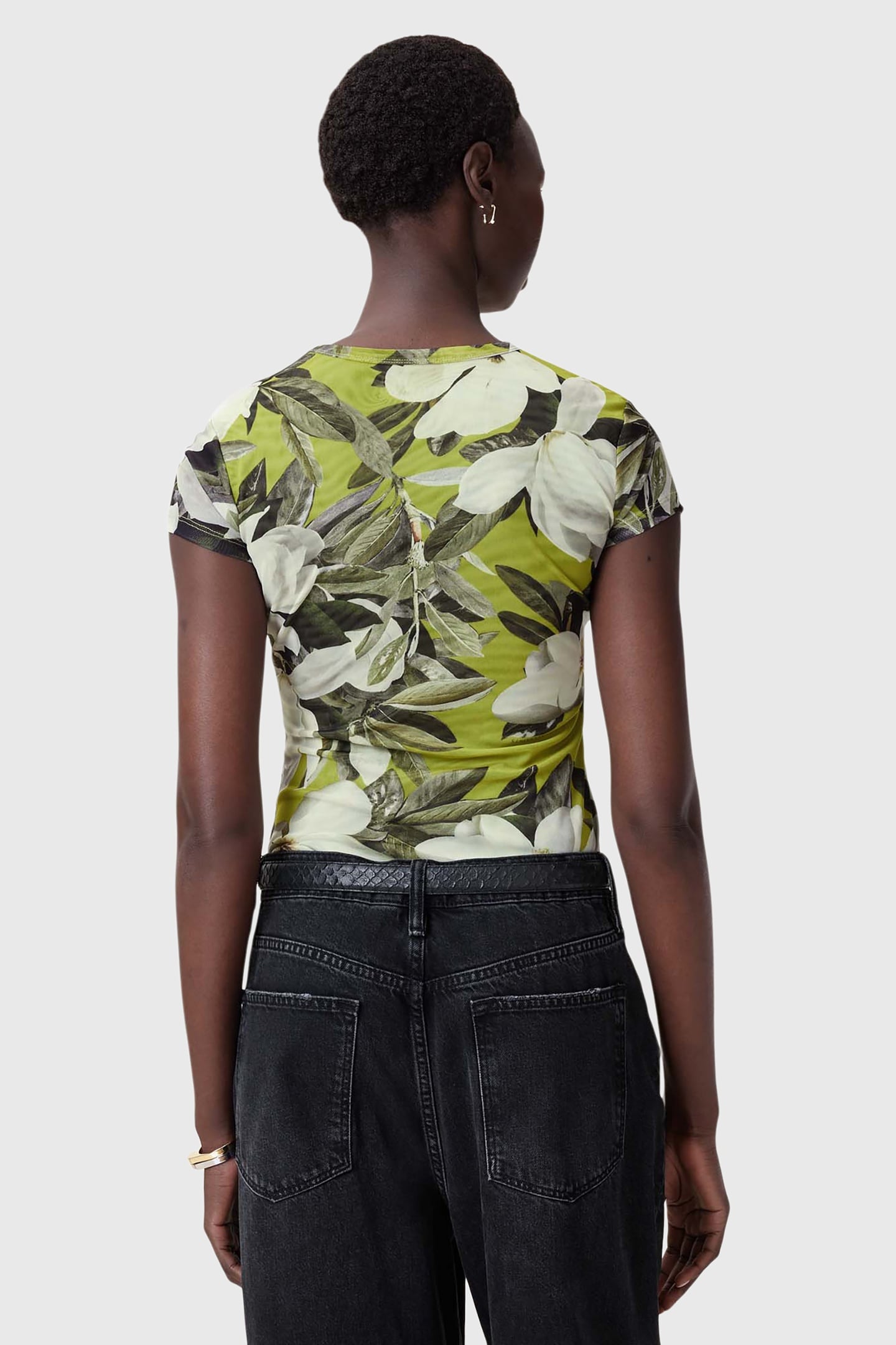 ELLIE MESH TEE REVIVE STEM GREEN 6