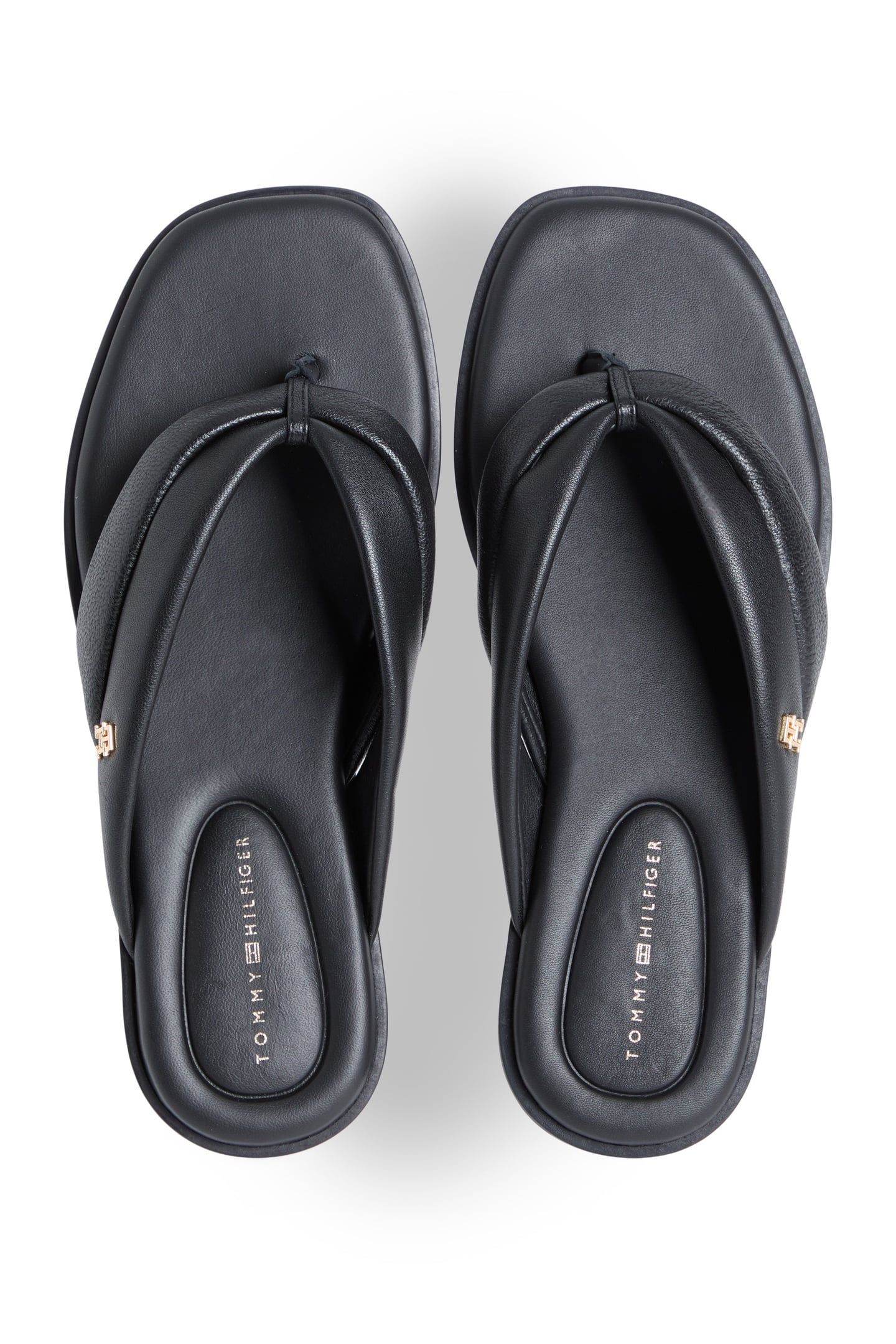 ELEVATED TOE POST FLAT SANDALS BLACK 5