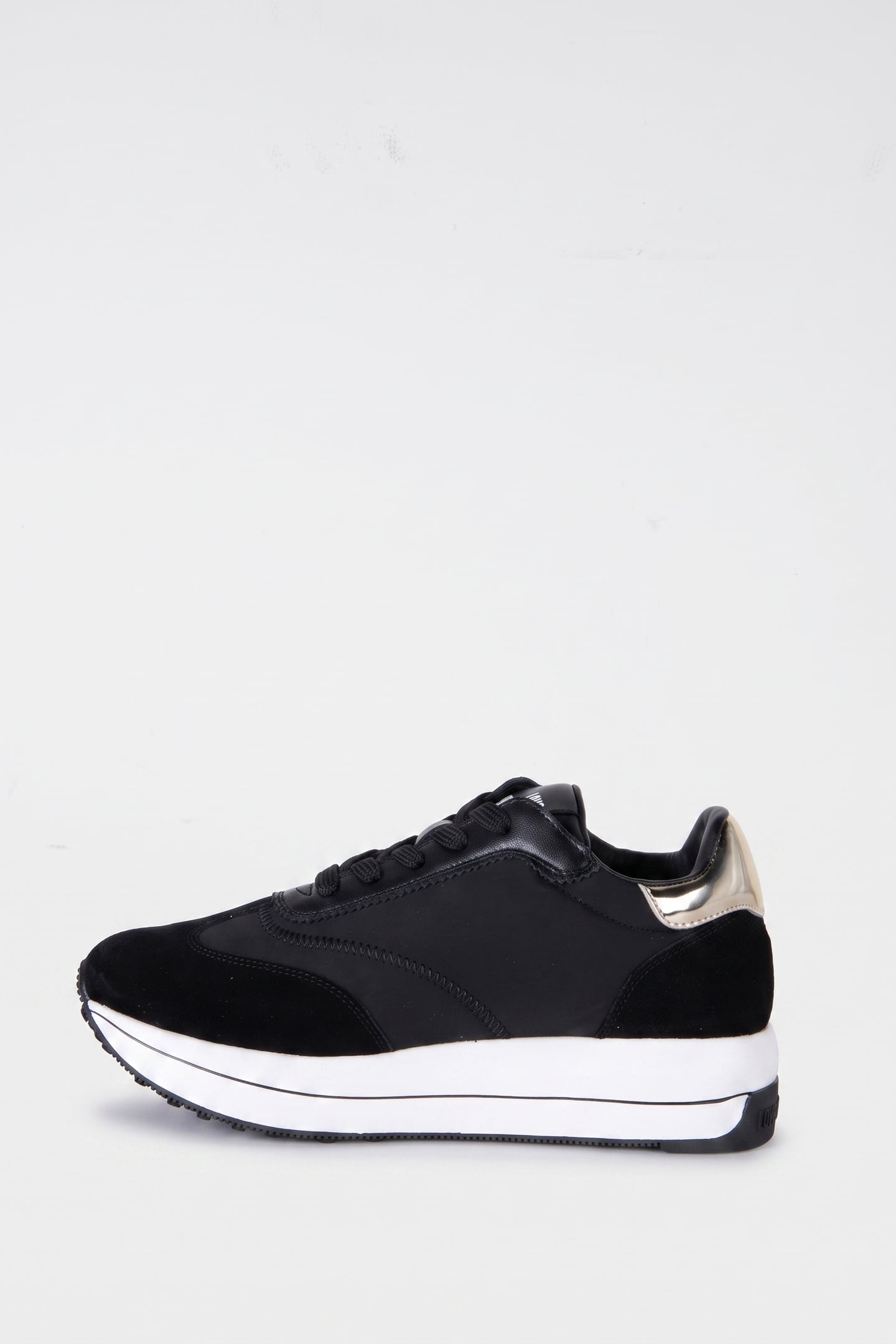 SNEAKERS BLACK 2