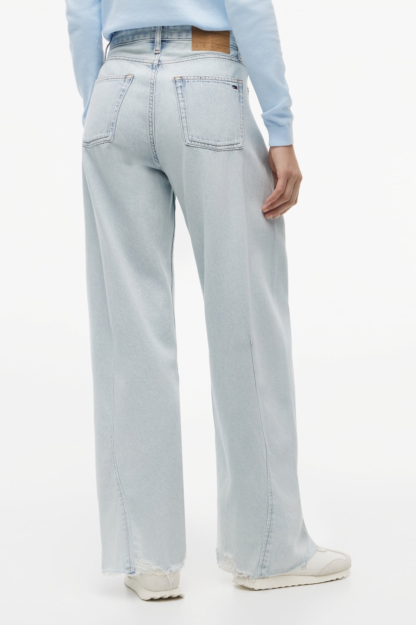 ELLA MID BARREL CROP DENIM LIGHT 3
