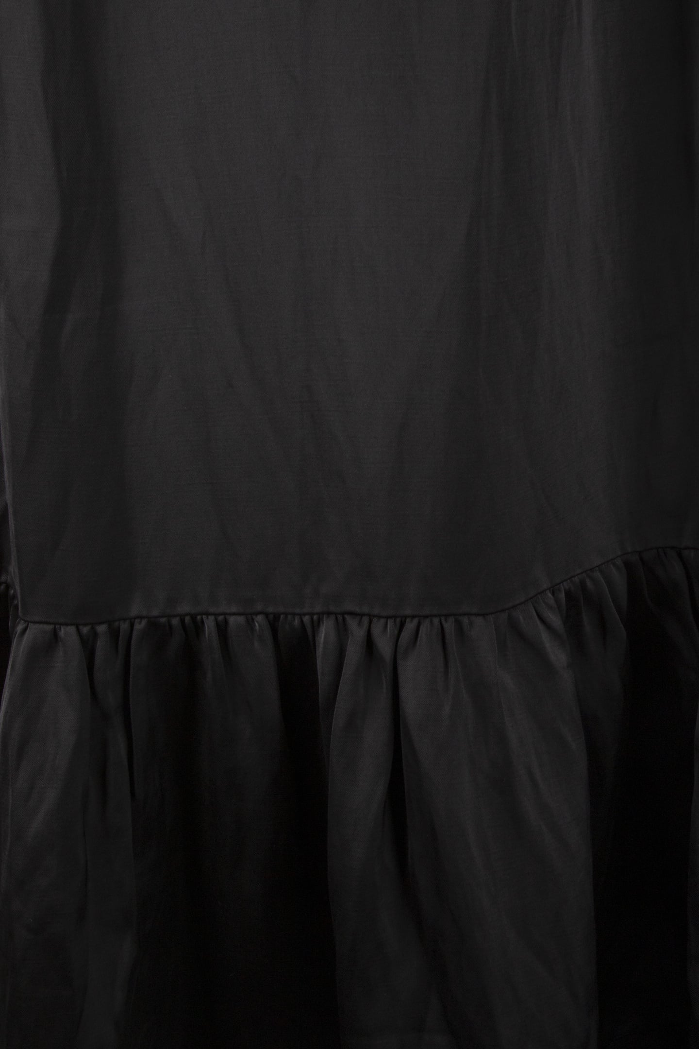 GAELLE FLOUNCE DRESS BLACK 4