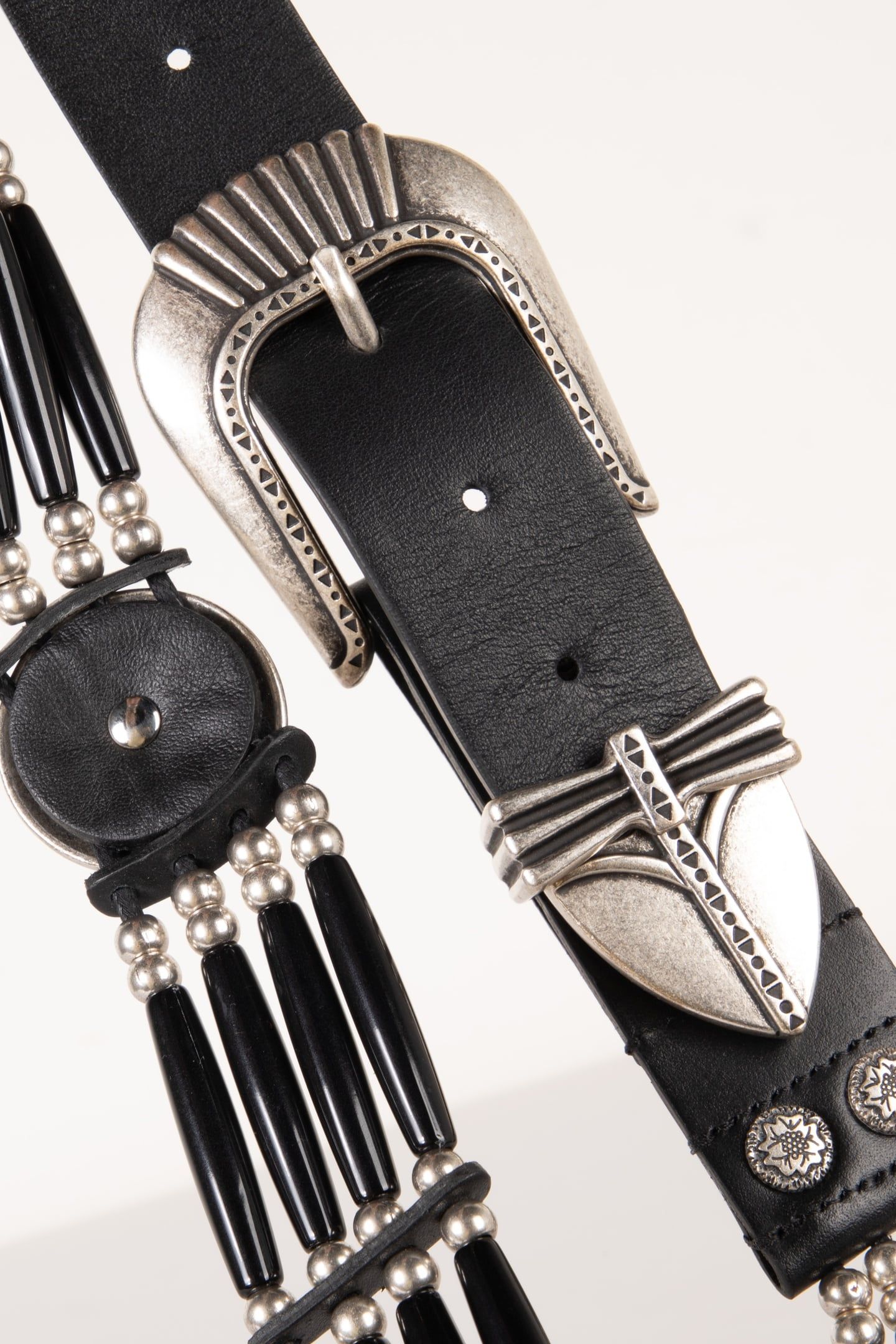 WIDE LEATHER BELT WITH BEADS AND METAL PIECES BLACK 4