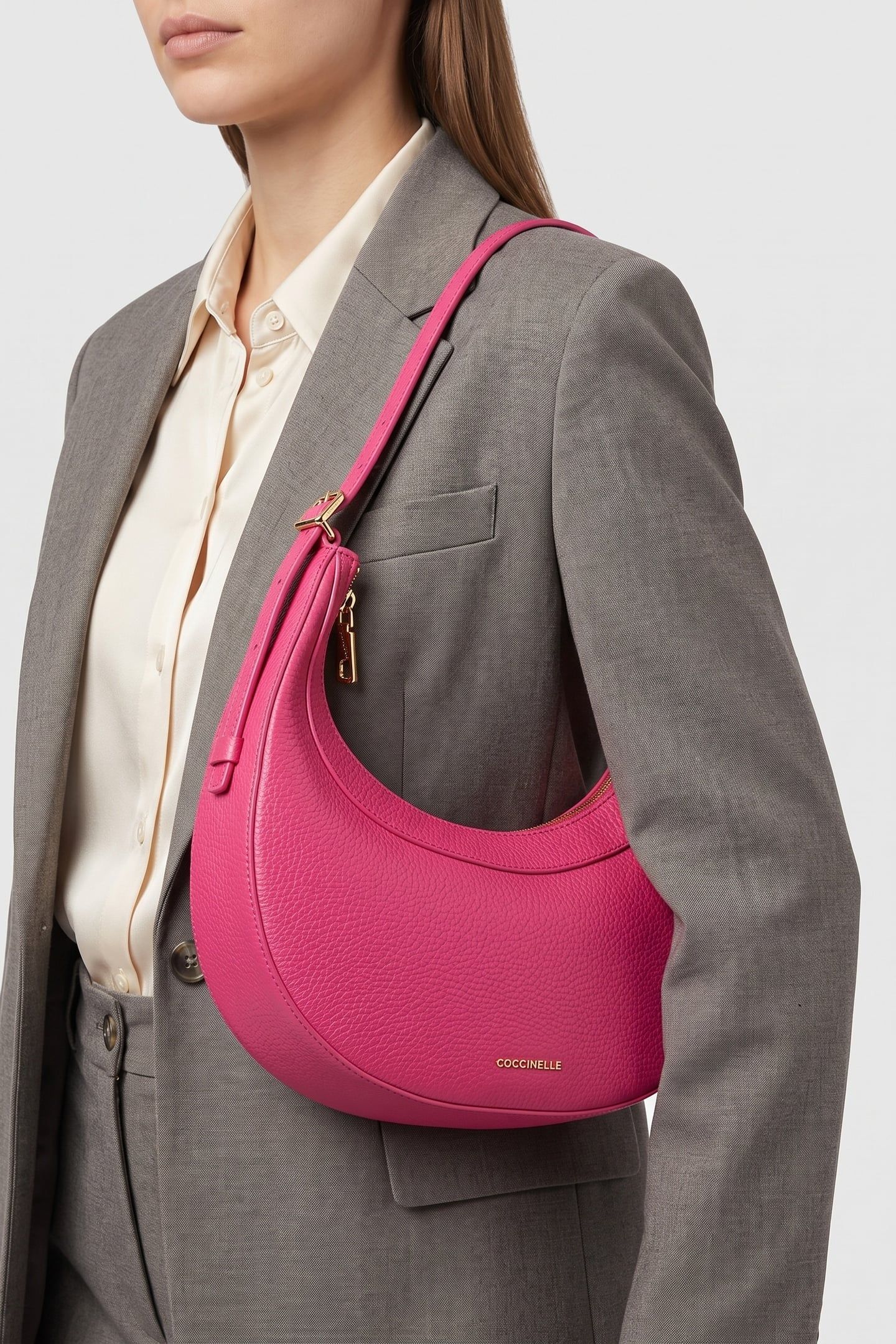 COCCINELLEWHISPER NEW FUCSIA 3
