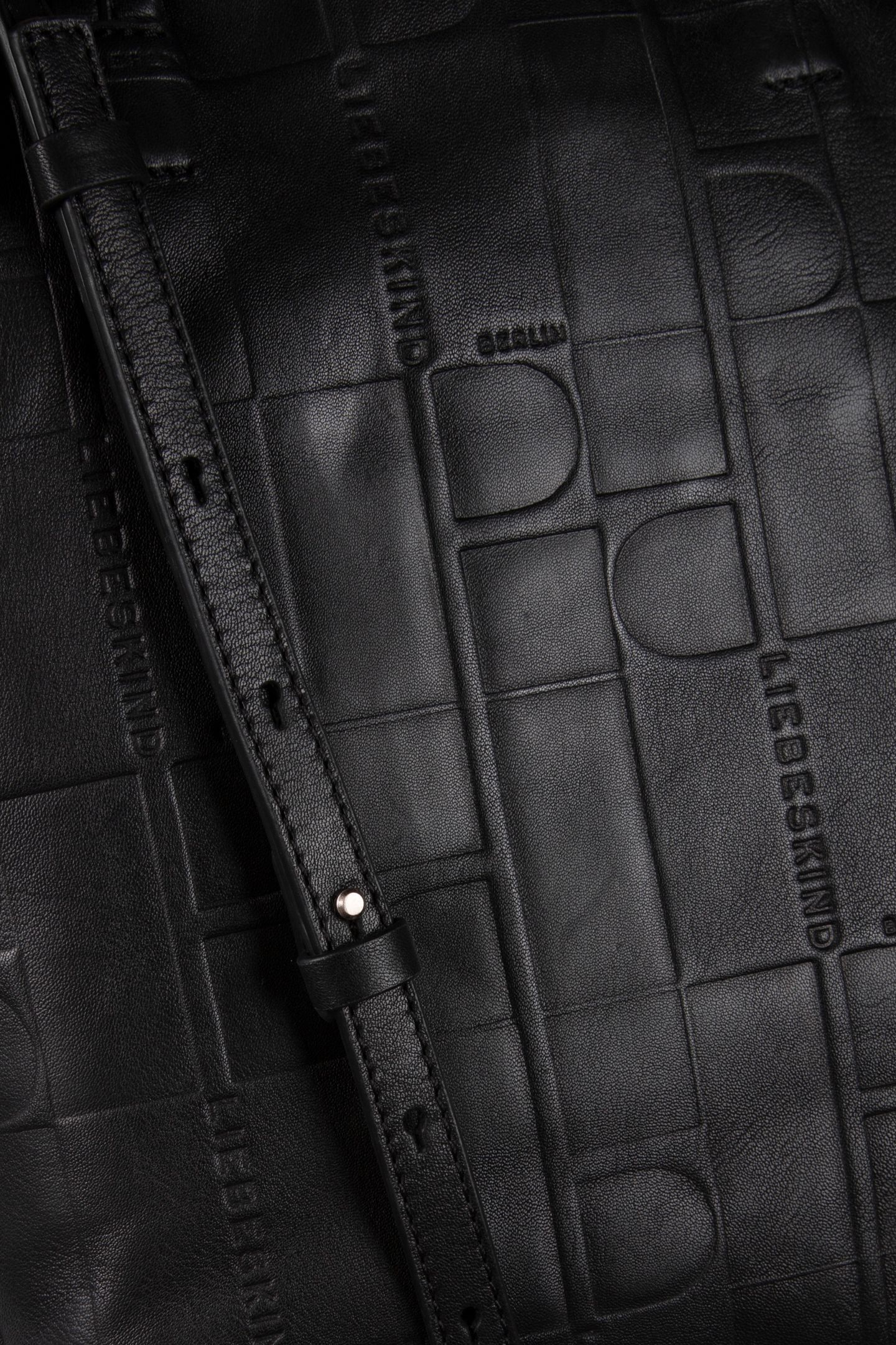 TOTE MEDIUM BLACK 4