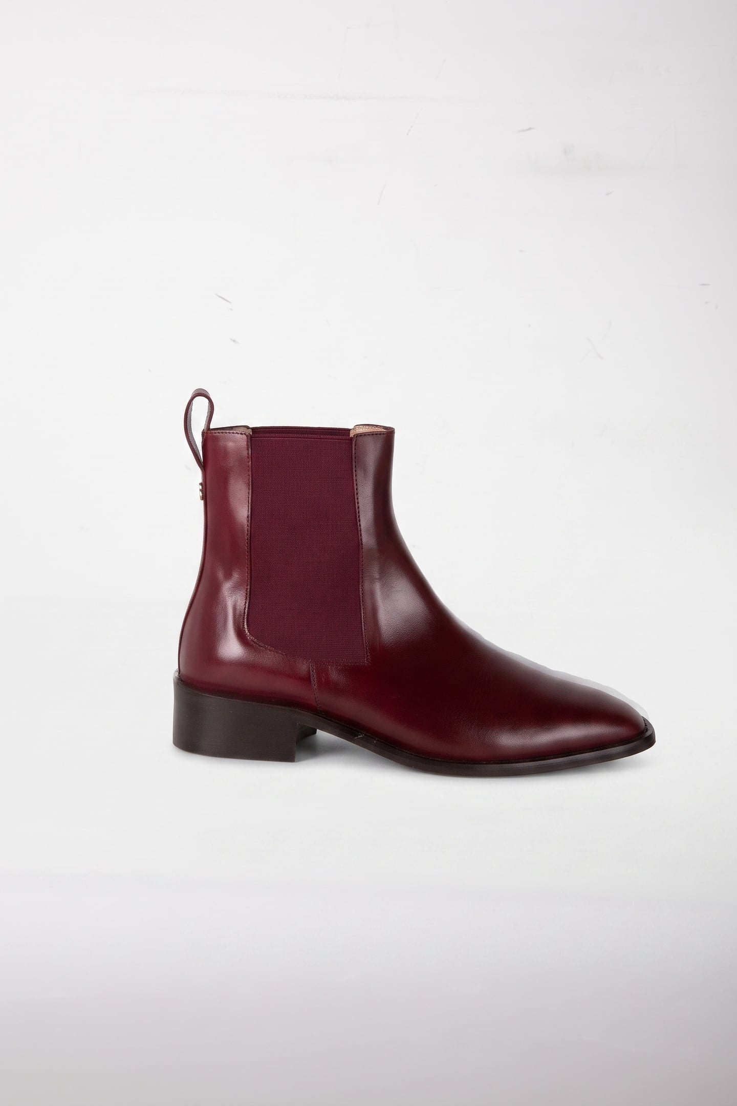 HATTIE CHELSEA BOOT BURGUNDY 1