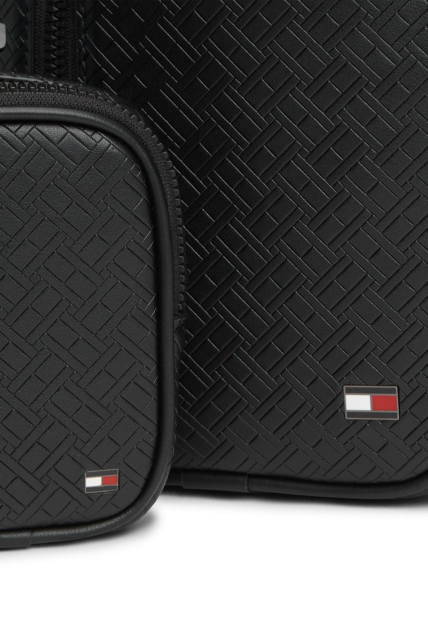 EMBOSSED FLAG SLING BAG BLACK 4