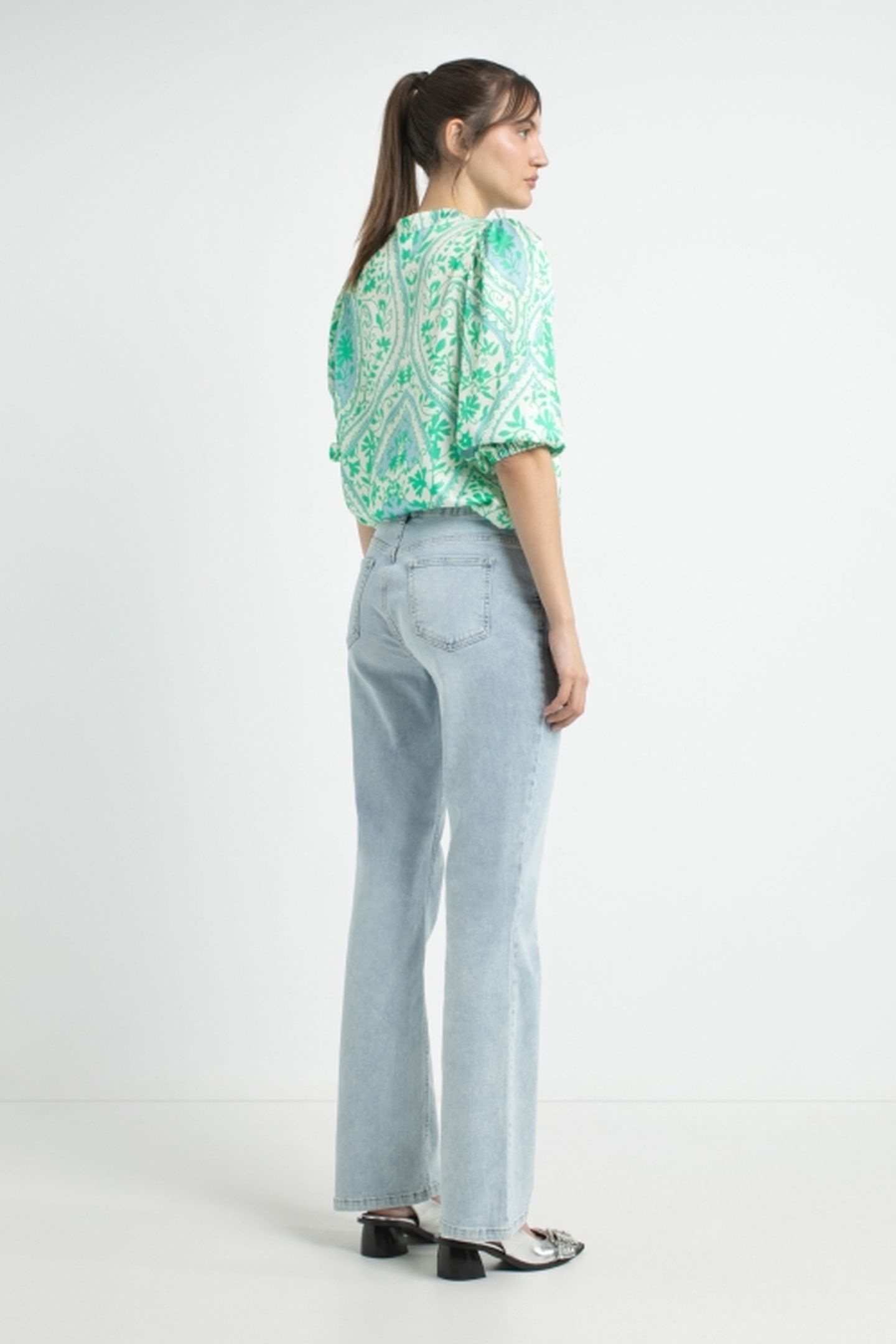 ALESSANDRO DENIM FLARE LIGHT JEANS 3