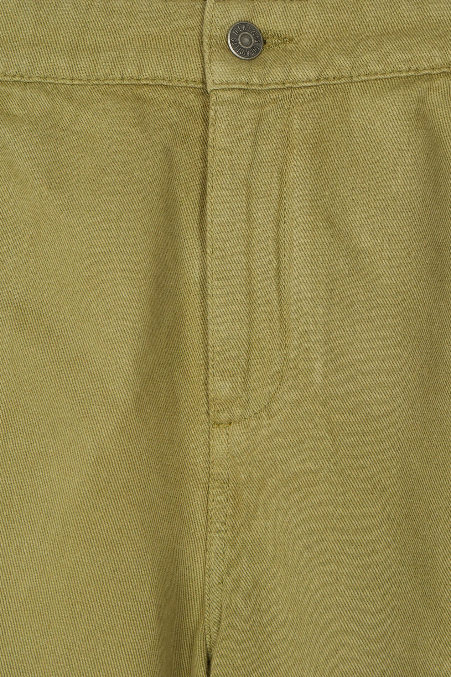 CASUAL CARGO SHORTS WITH PLEATS AND PATCH POCKETS WOOD KAKI 6