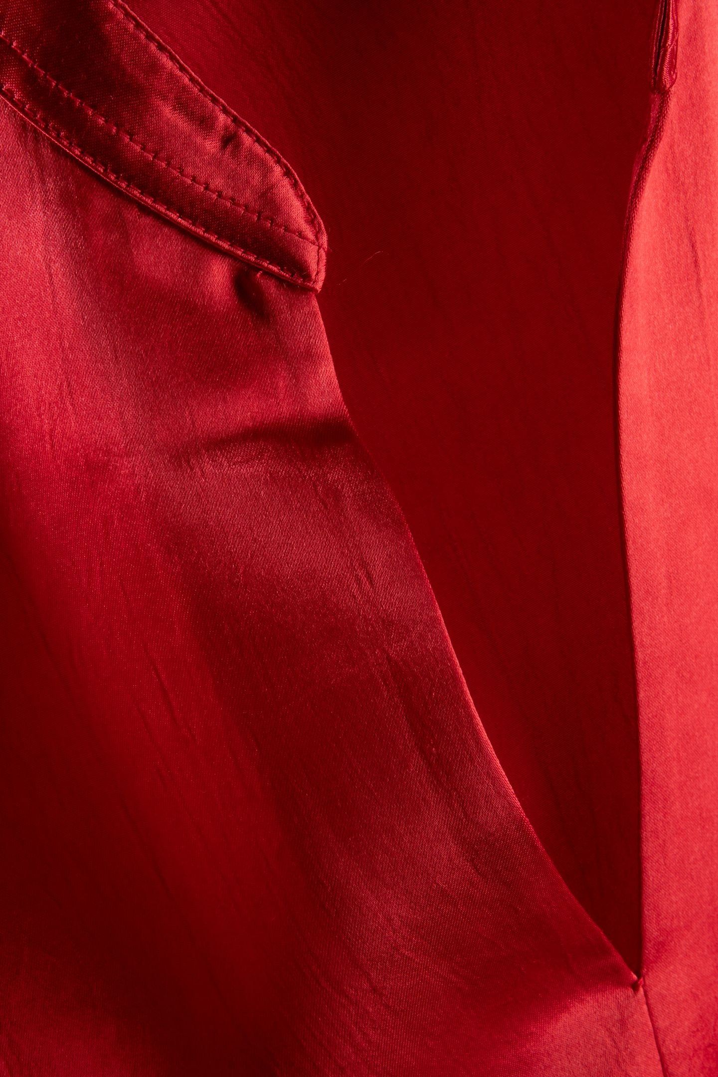 HOLK SATIN SILK TOP RED 4