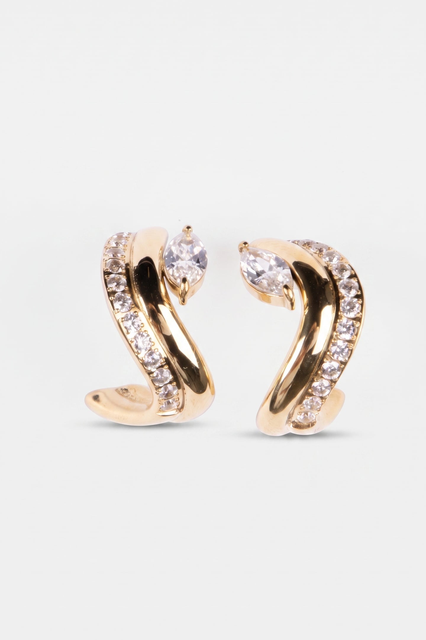 LUMI TRIO OHRRINGE GOLD 4