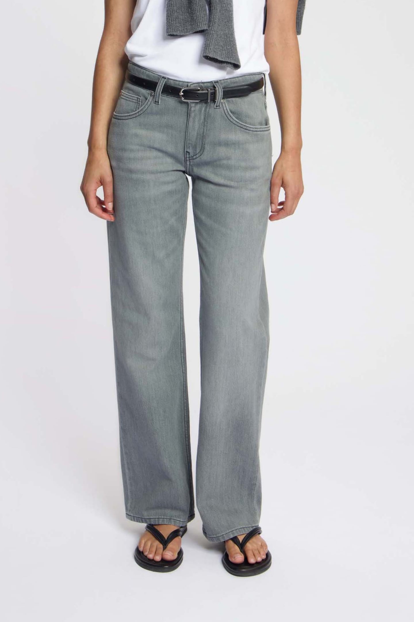CARRY MID STRAIGHT FADED GREY 1