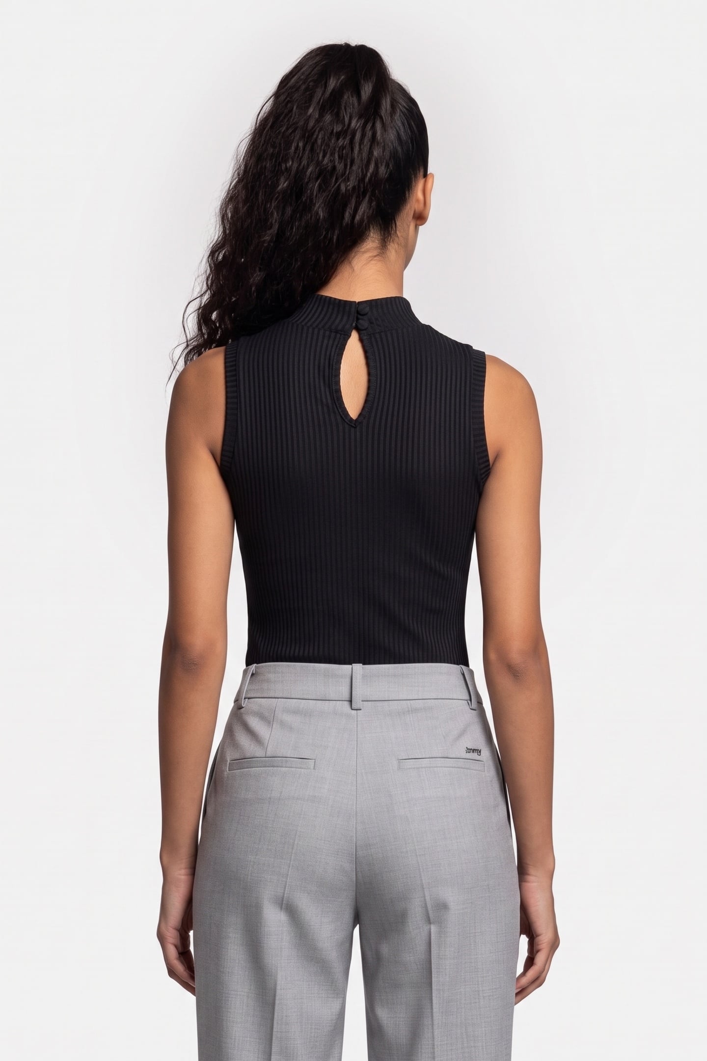 GUESS ECO EVE SL TN RIB TOP JET BLACK A996 2