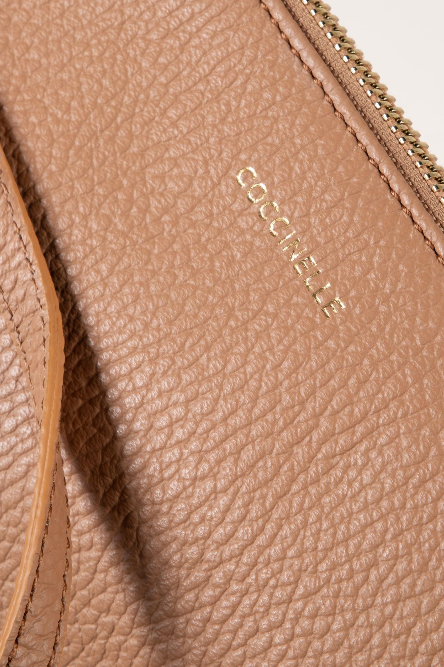 BEST CROSSBODY SKIN 4
