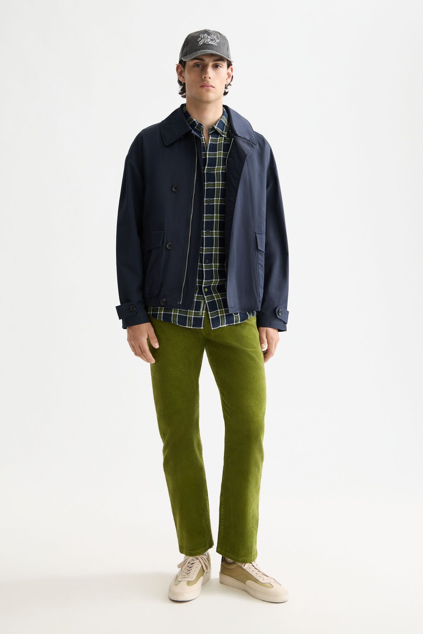 SHORT TRENCH COAT SKY CAPTAIN 1