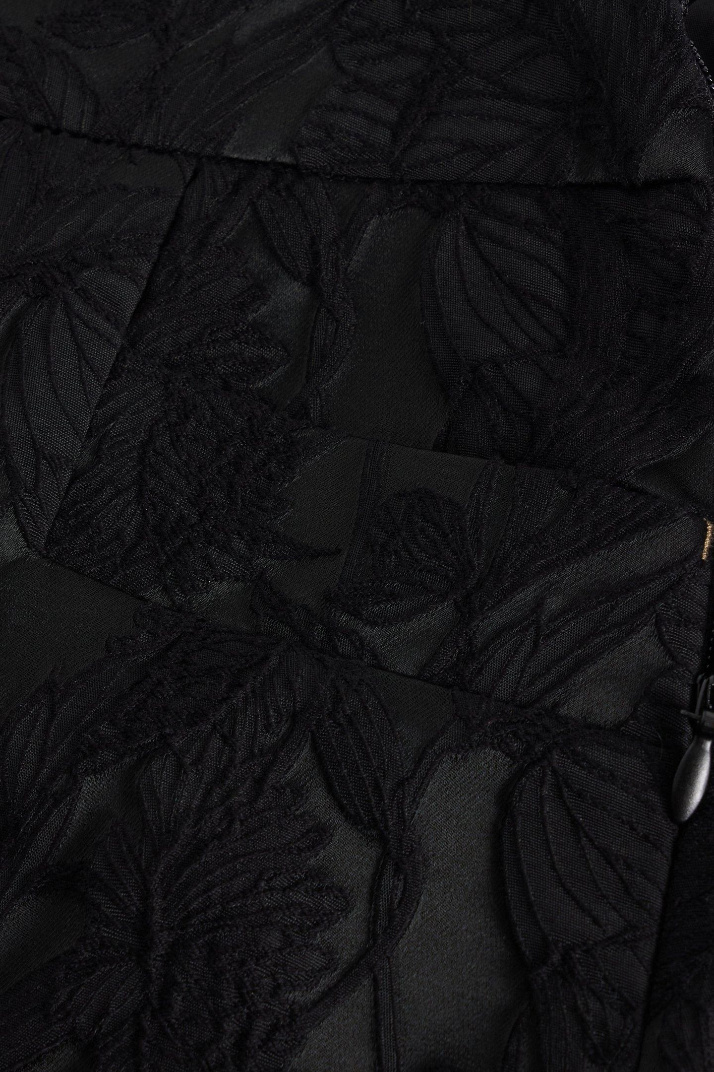 CORAL JACQUARD SKIRT PURE BLACK 7