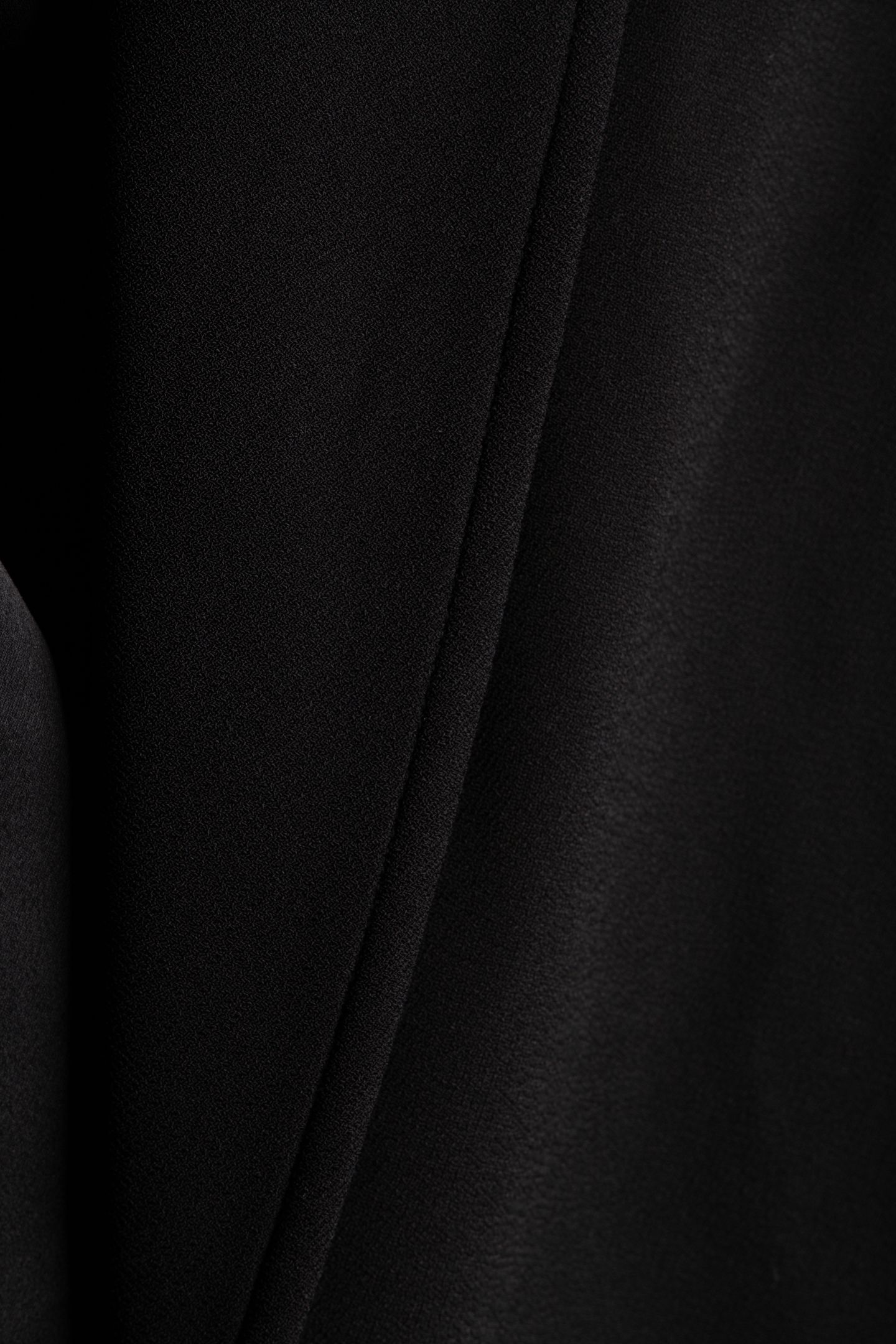 MASHA COVER SHOULDER JET BLACK A996 3