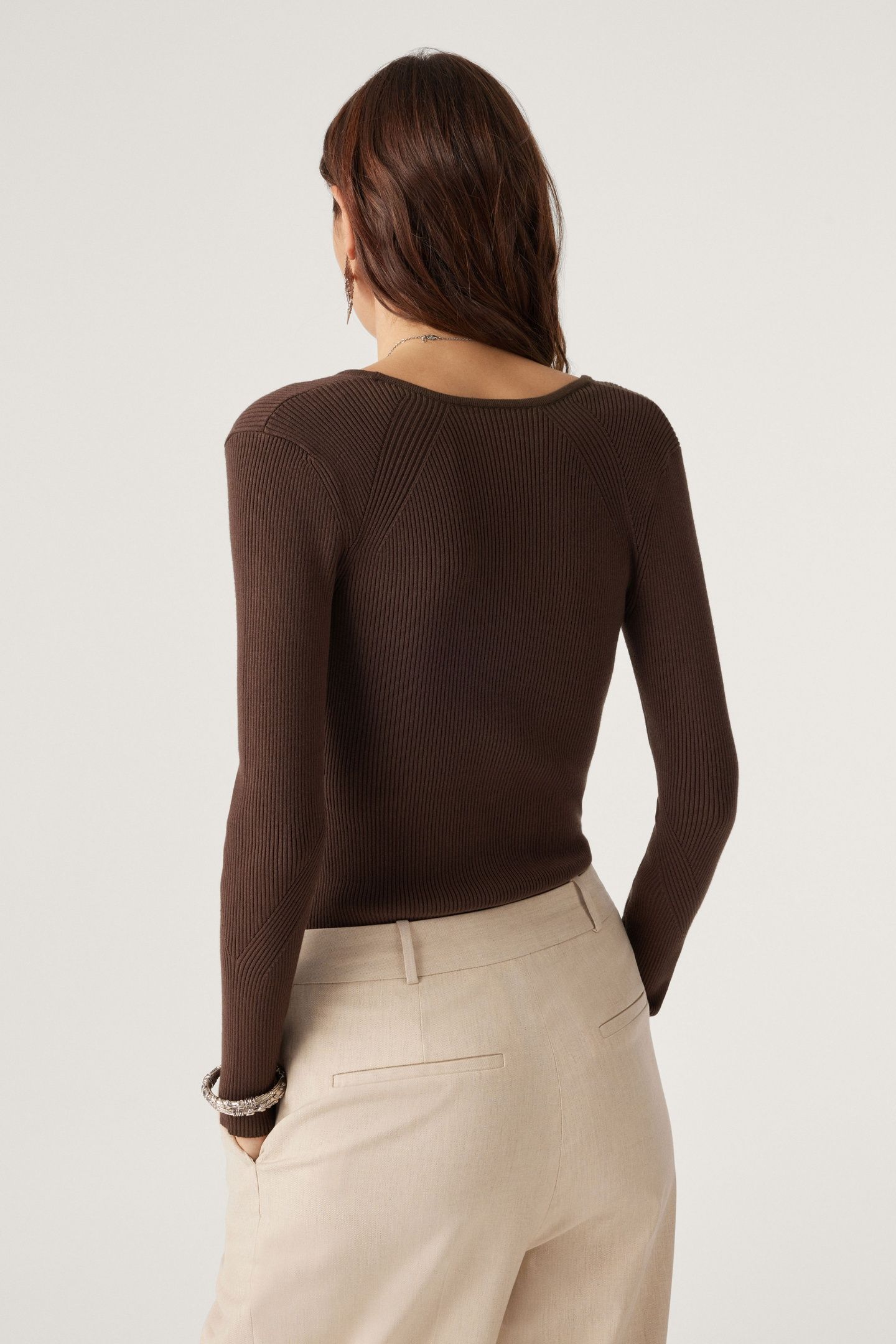 LONG SLEEVES KNIT CHOCO 2
