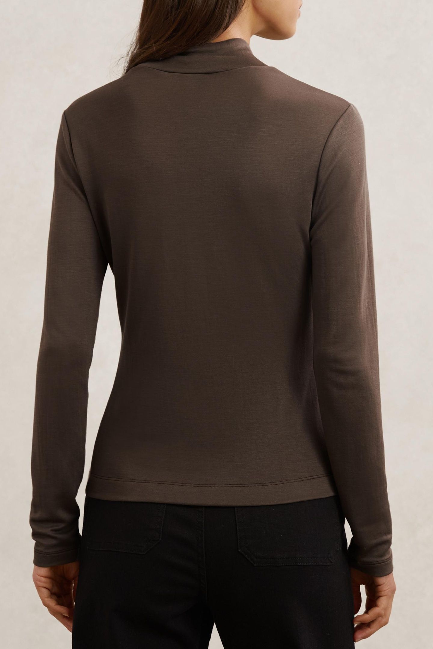 FUNNEL NECK TOP KHAKI GREEN 2