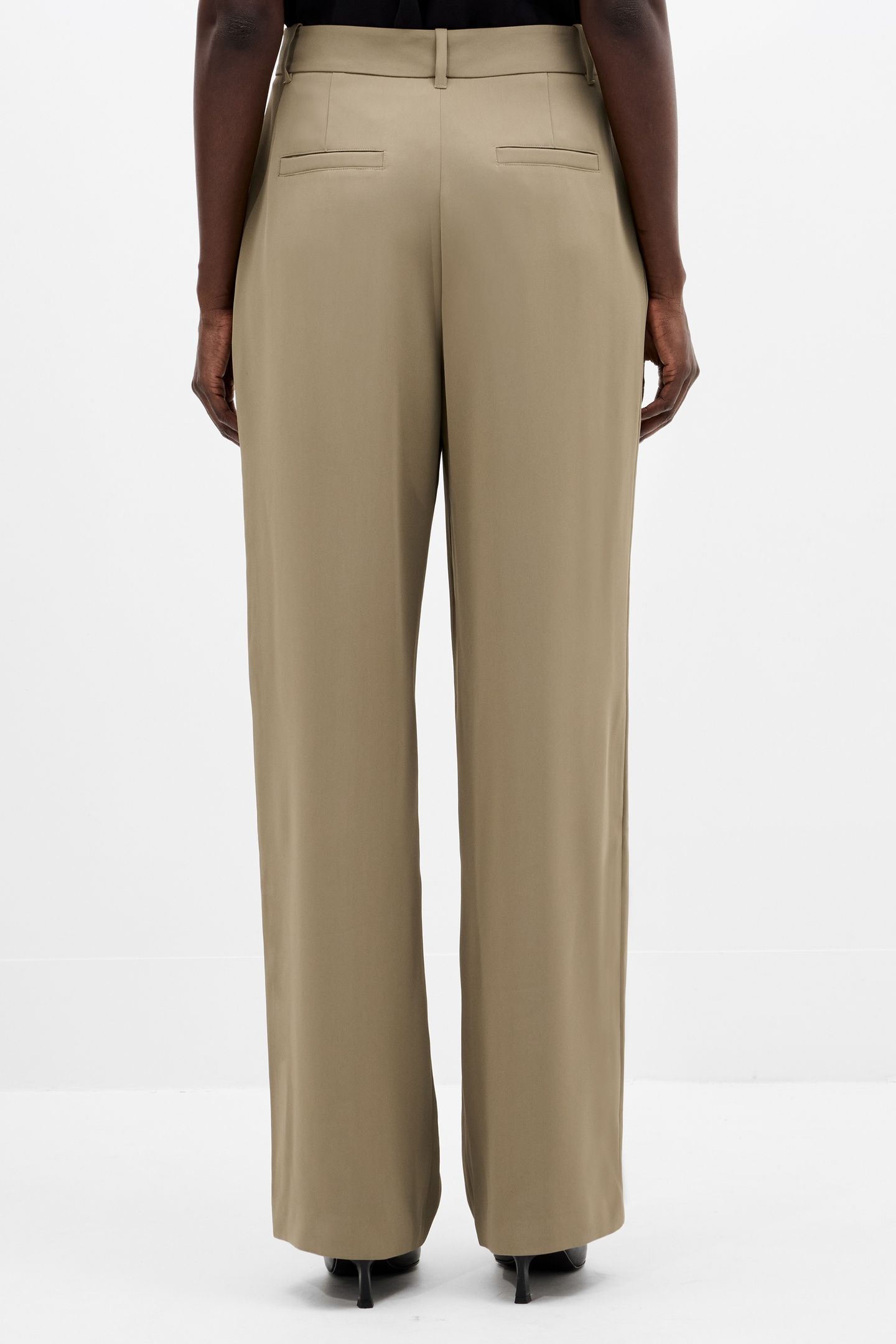 VINNIE SUITING PLEATED TROUSER WASHED KHAKI 2
