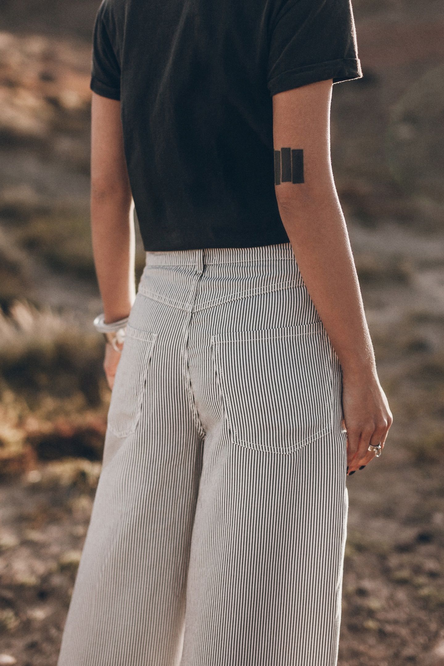 THE STRIPED TIED WAIST PANTS STRIPES 3