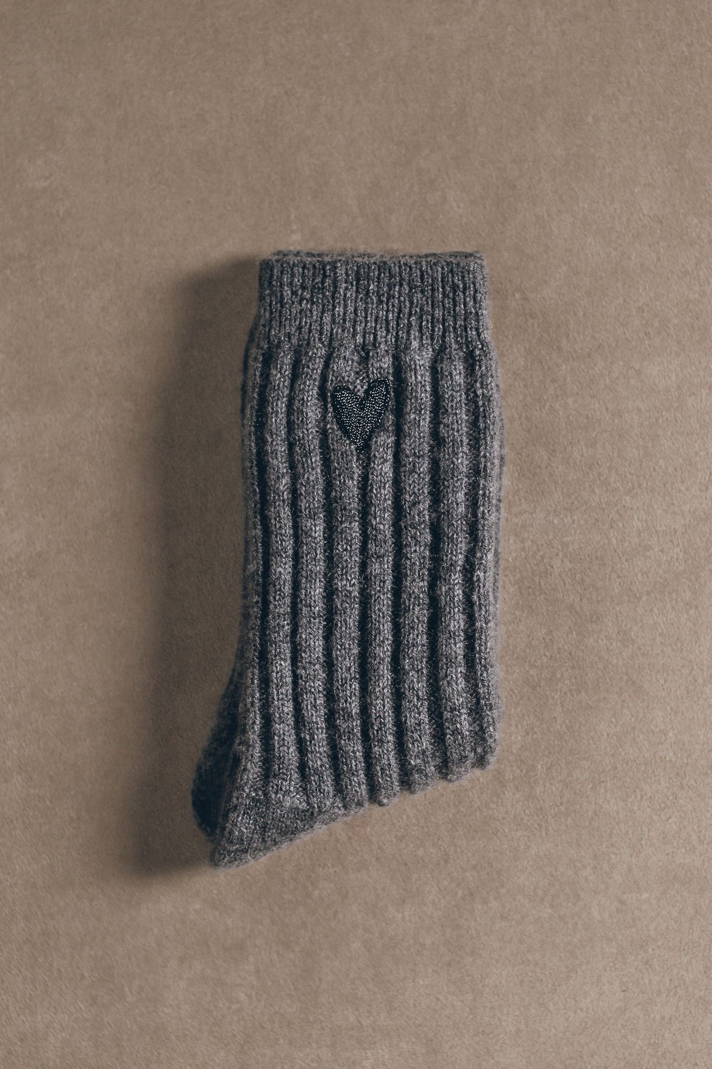THE GREY CASHMERE SOCKS GREY 1