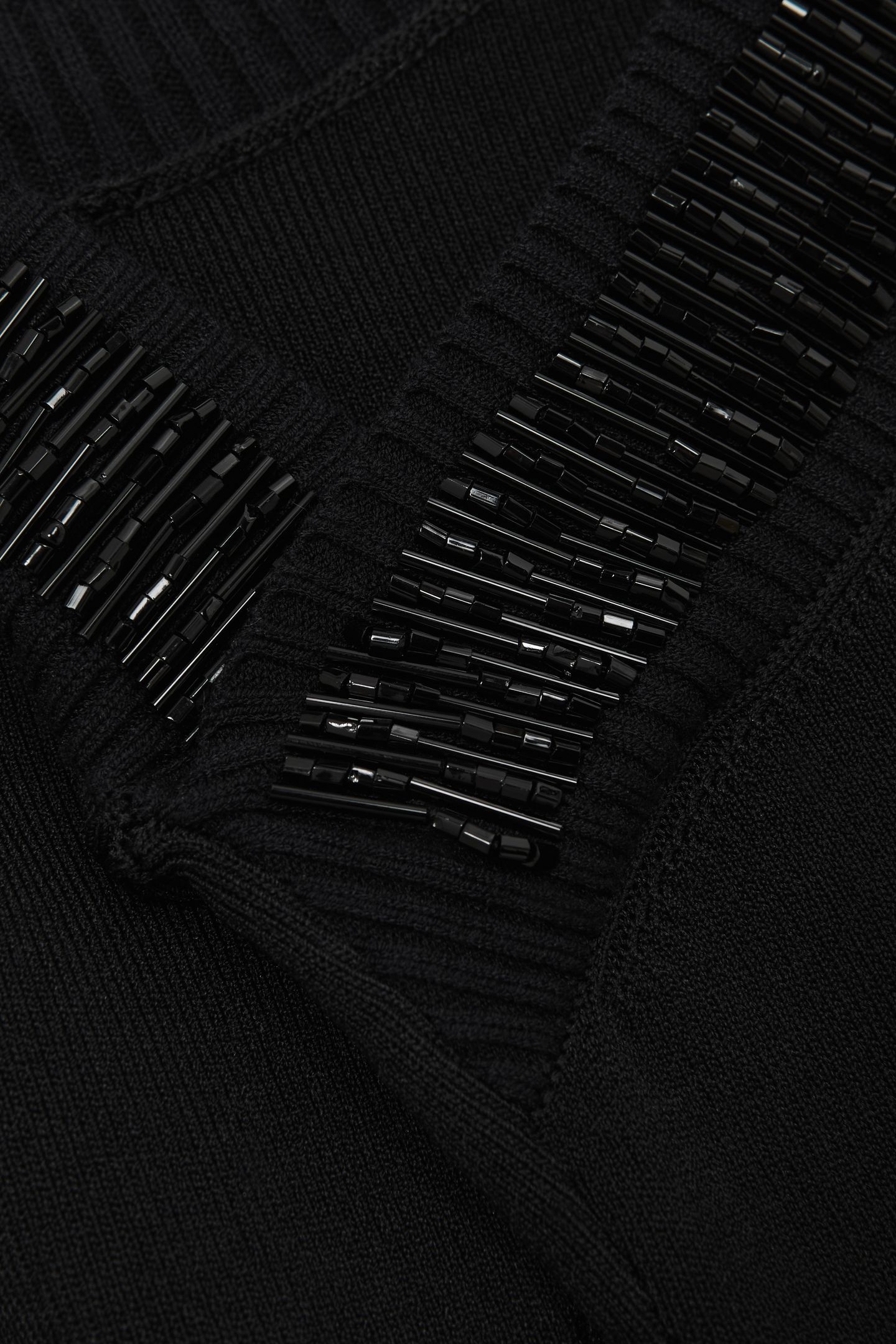 OFF SHOULDER BEADED TOP BLACK 5