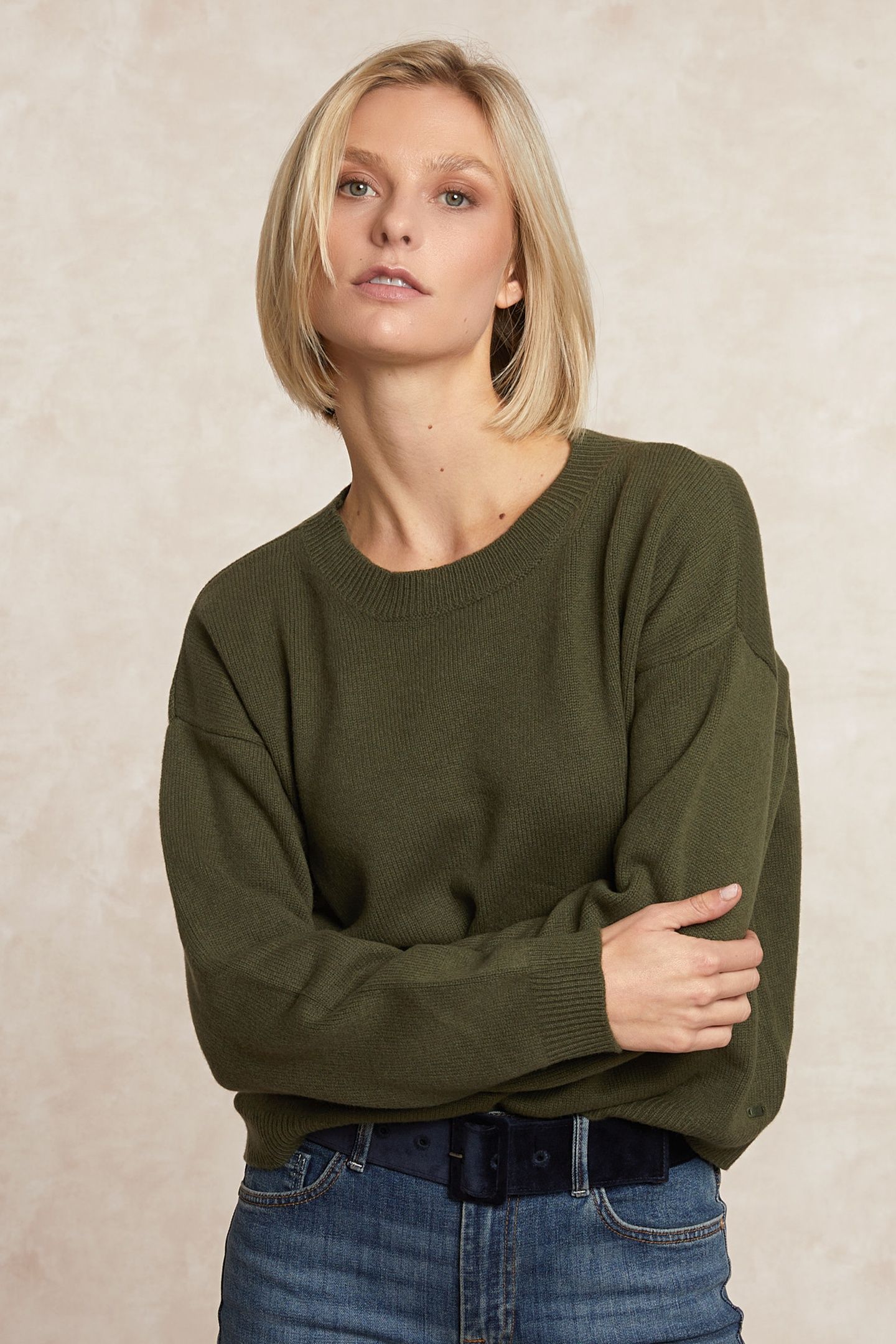 LAMBSWOOLEN CREW NECK SWEATER MOSS GREEN 3