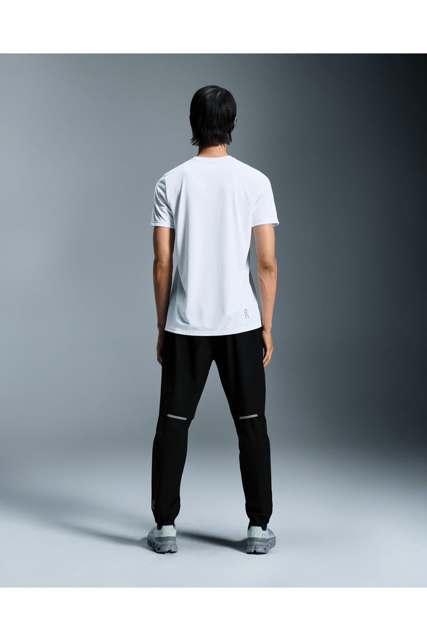ON RUN-T 1 WHITE 4