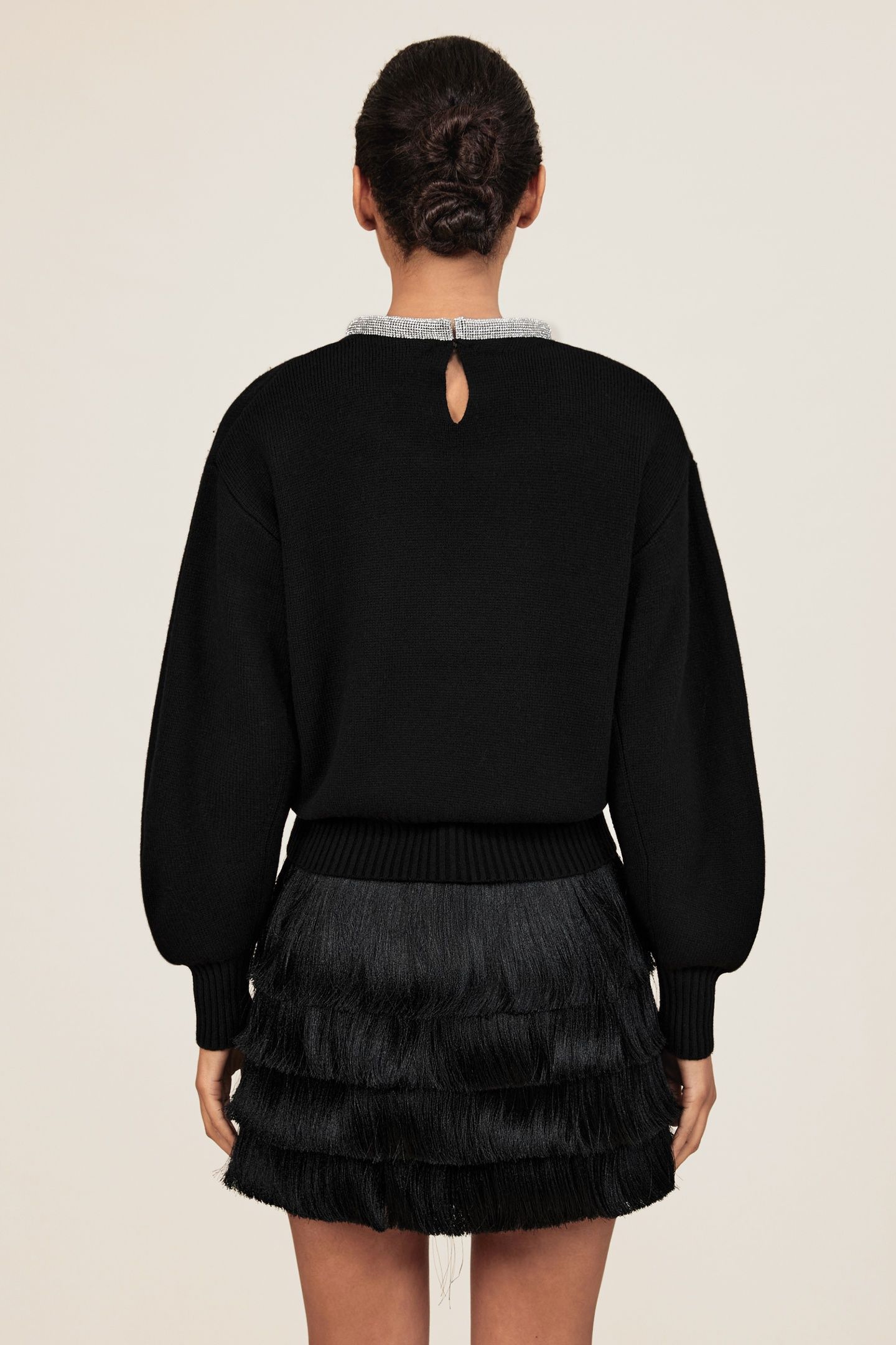 NECKLACE TRIM JUMPER BLACK 2