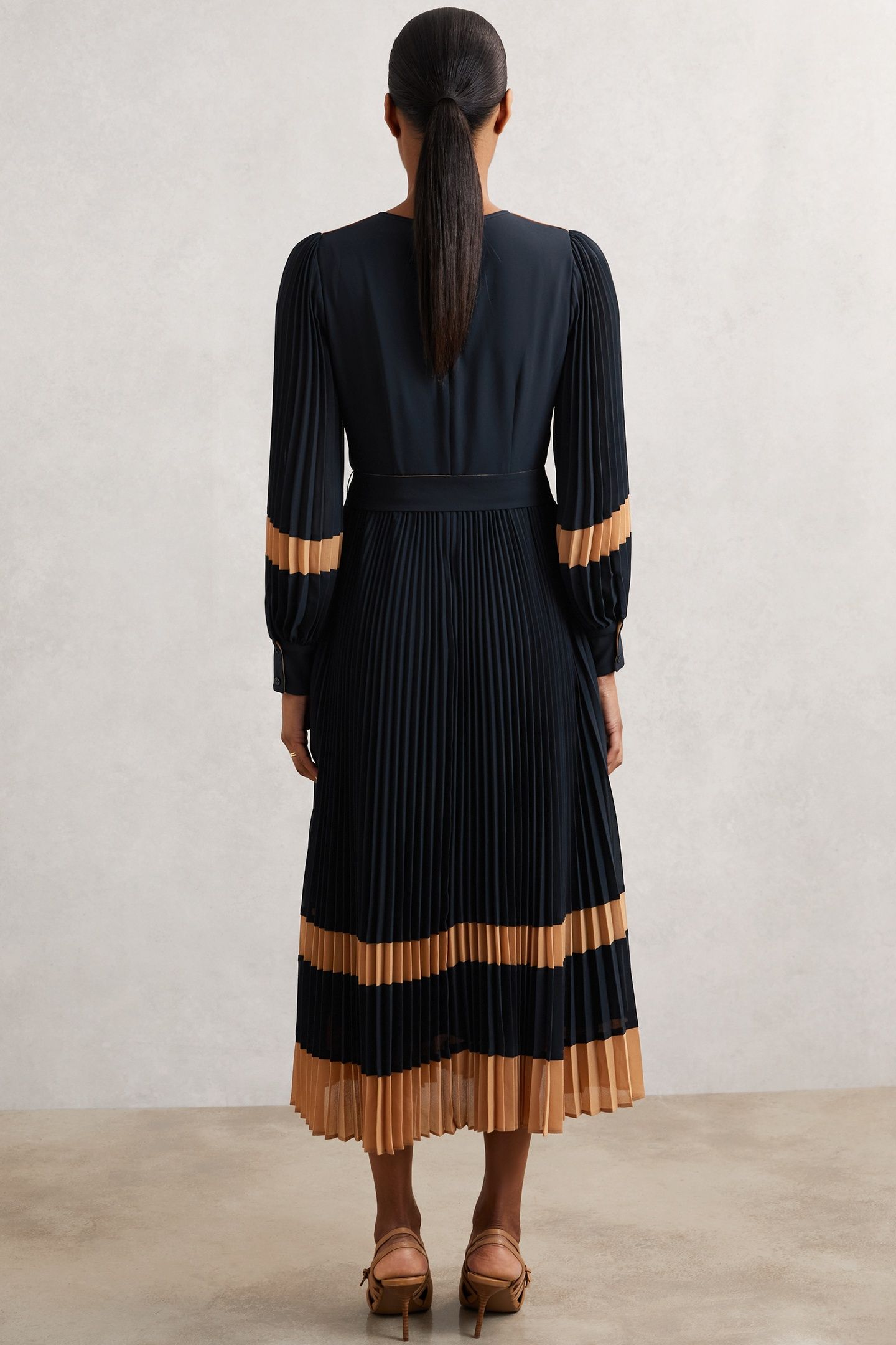 COLOUR BLOCK PLEATED DRESS NAVY/CAMEL 2