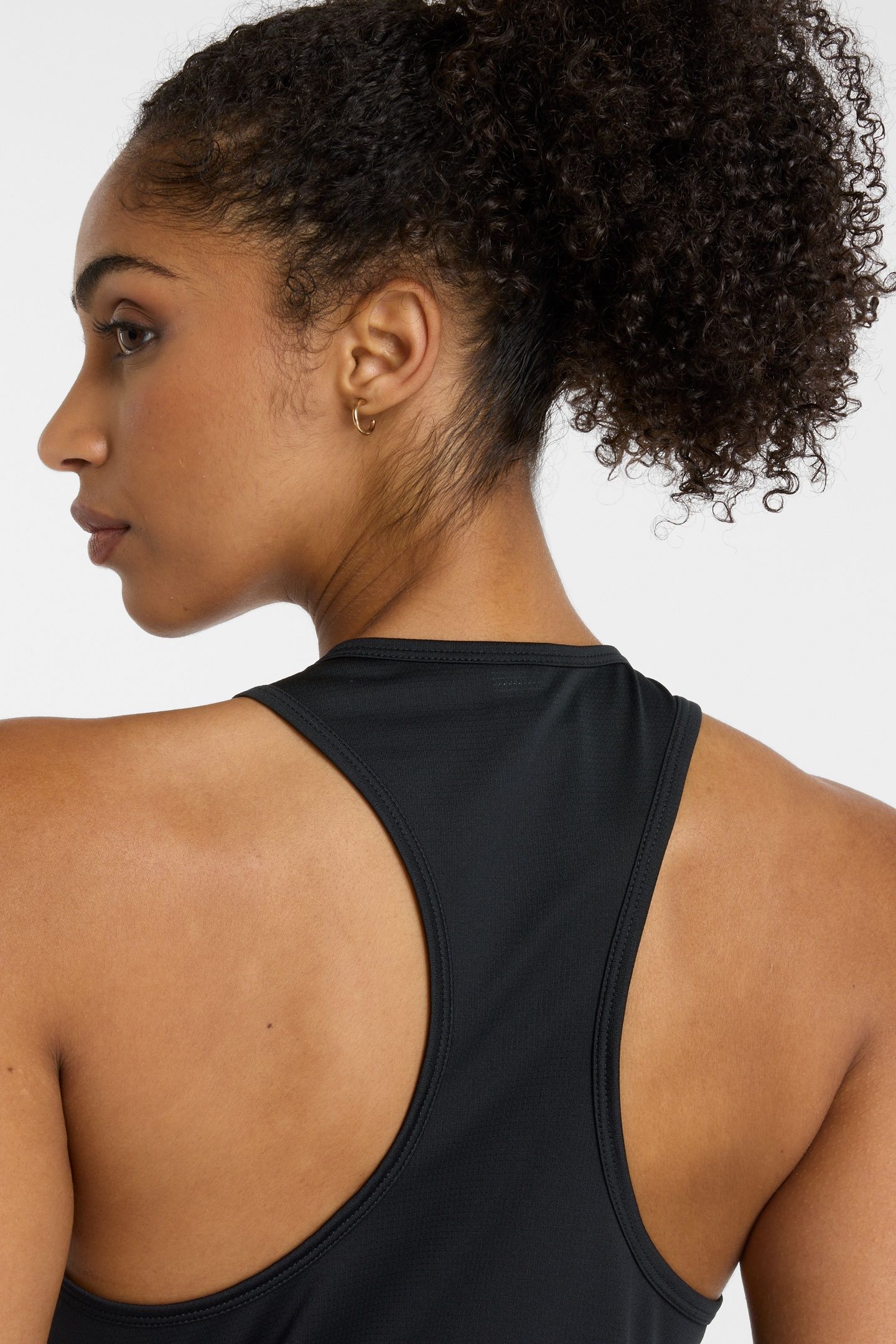 SPORT CORE TANK BLACK 4