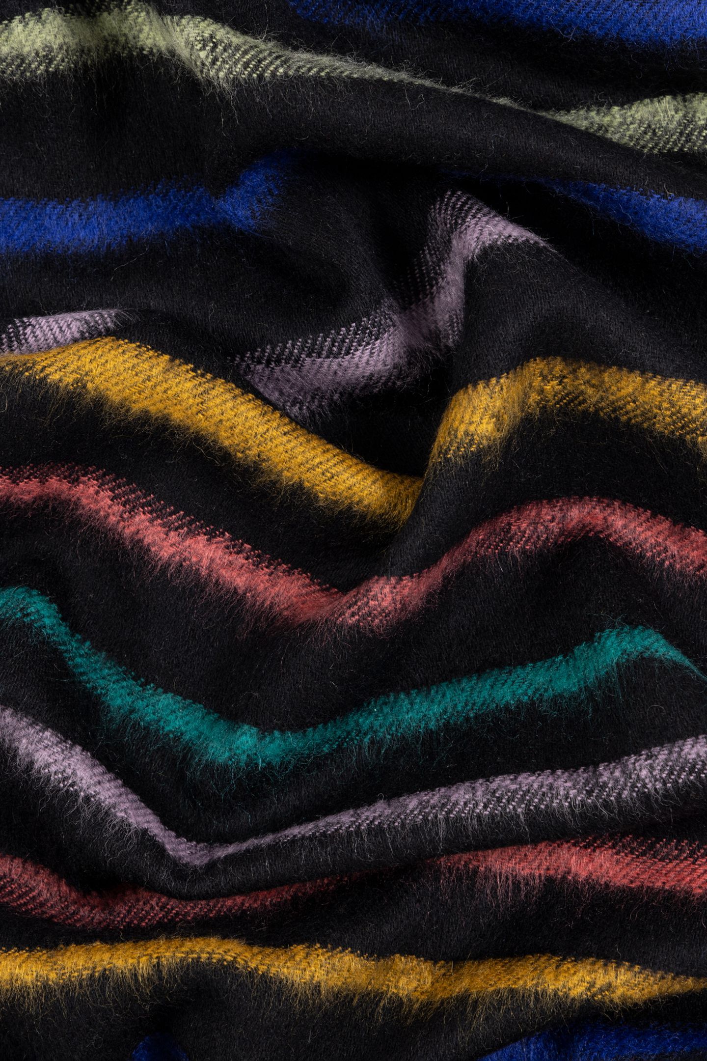 MEN SCARF PS SPRAY STRP BLACK 4