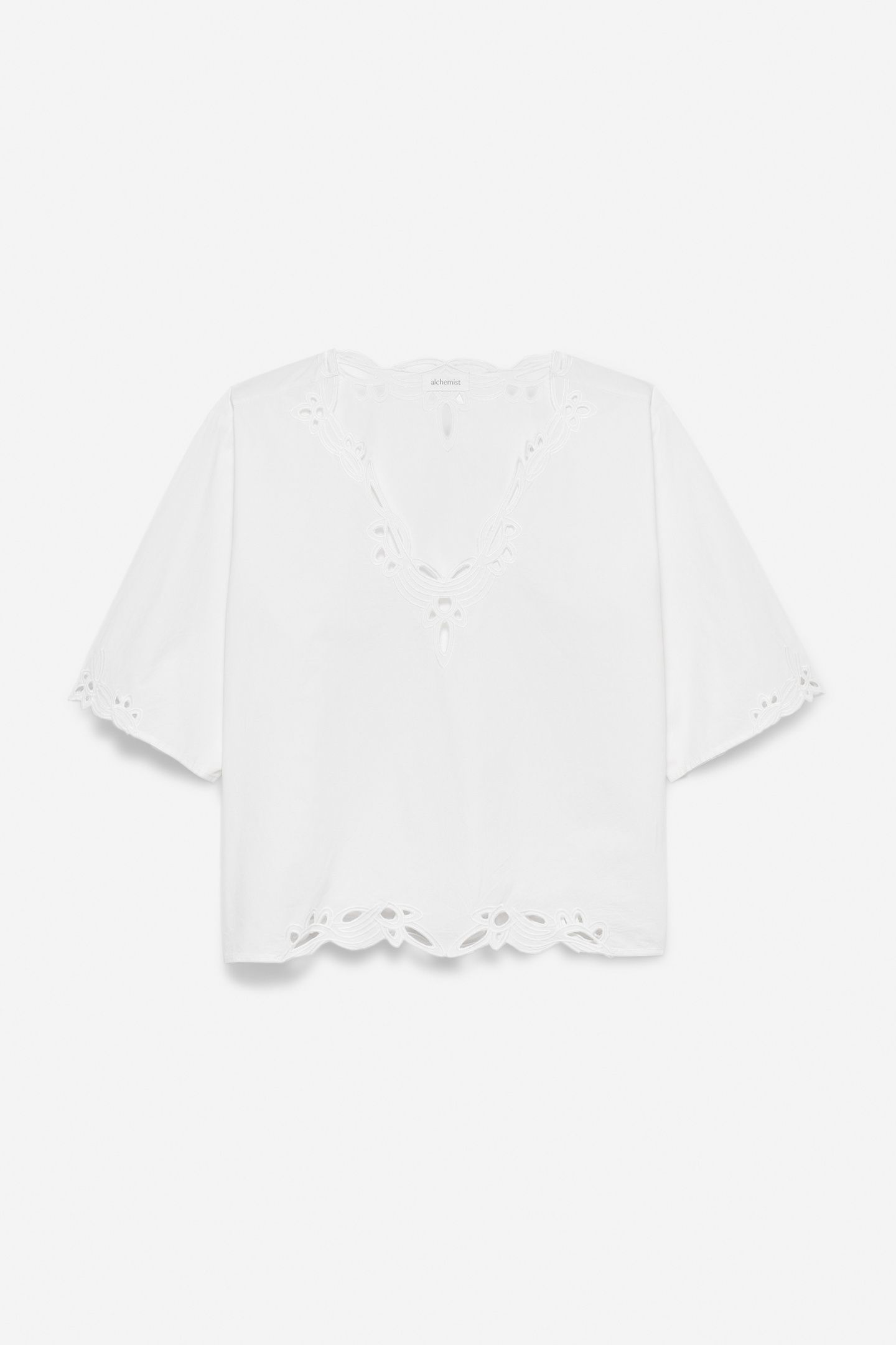 TOP AILA VERY WHITE 4