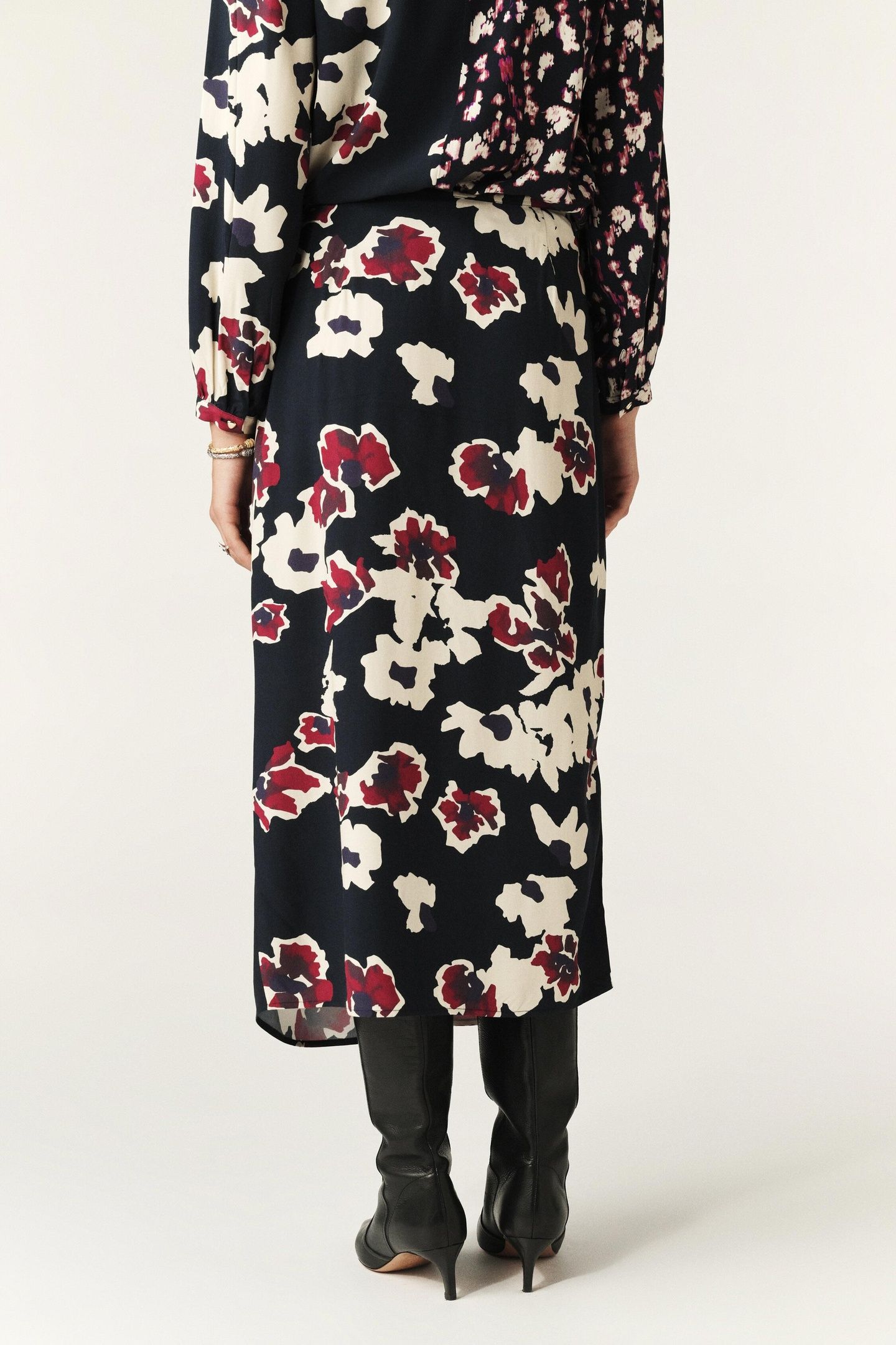 MID-LENGTH SKIRT BORDEAUX 2