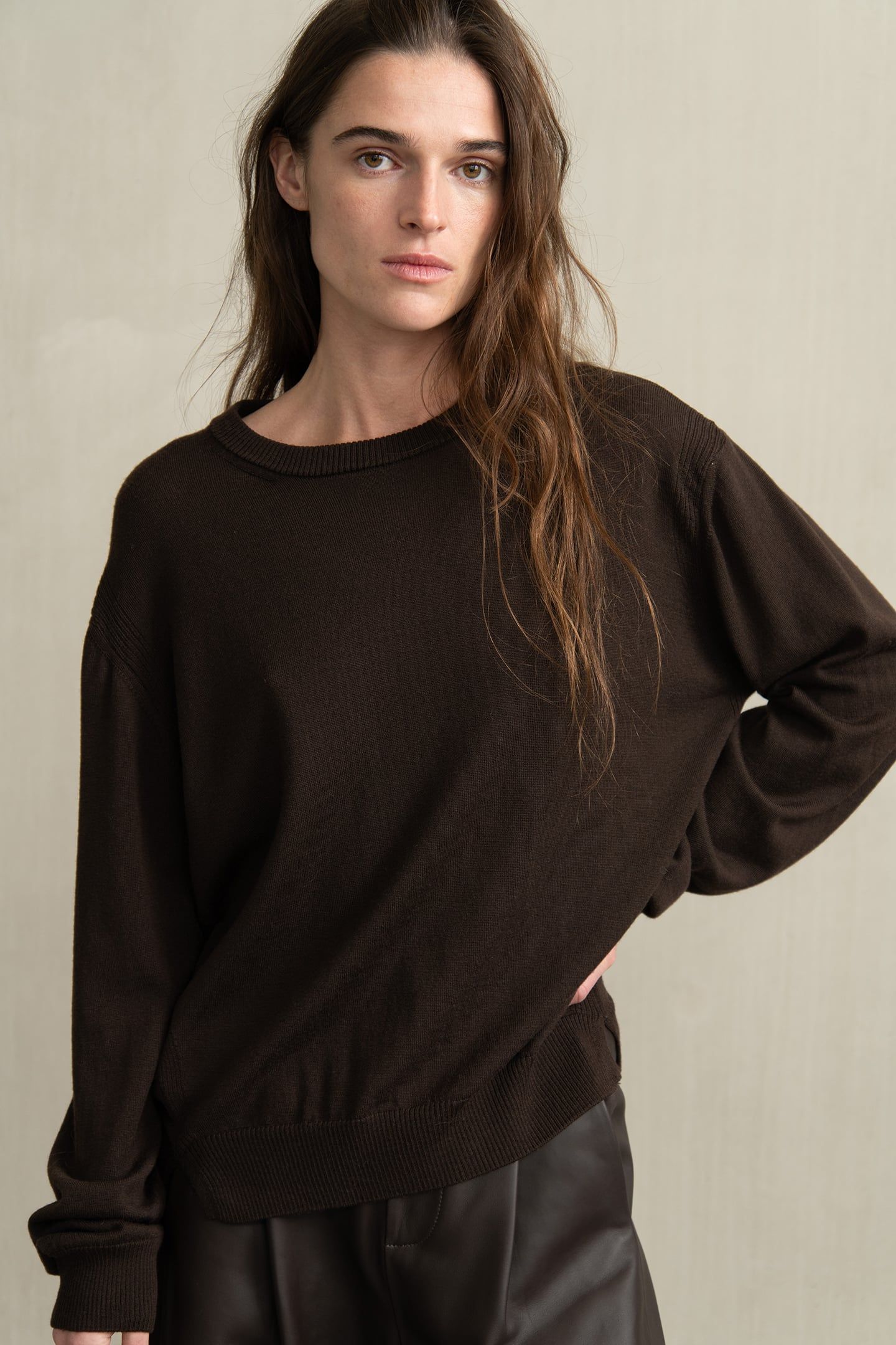 MIRRA DARK BROWN 2