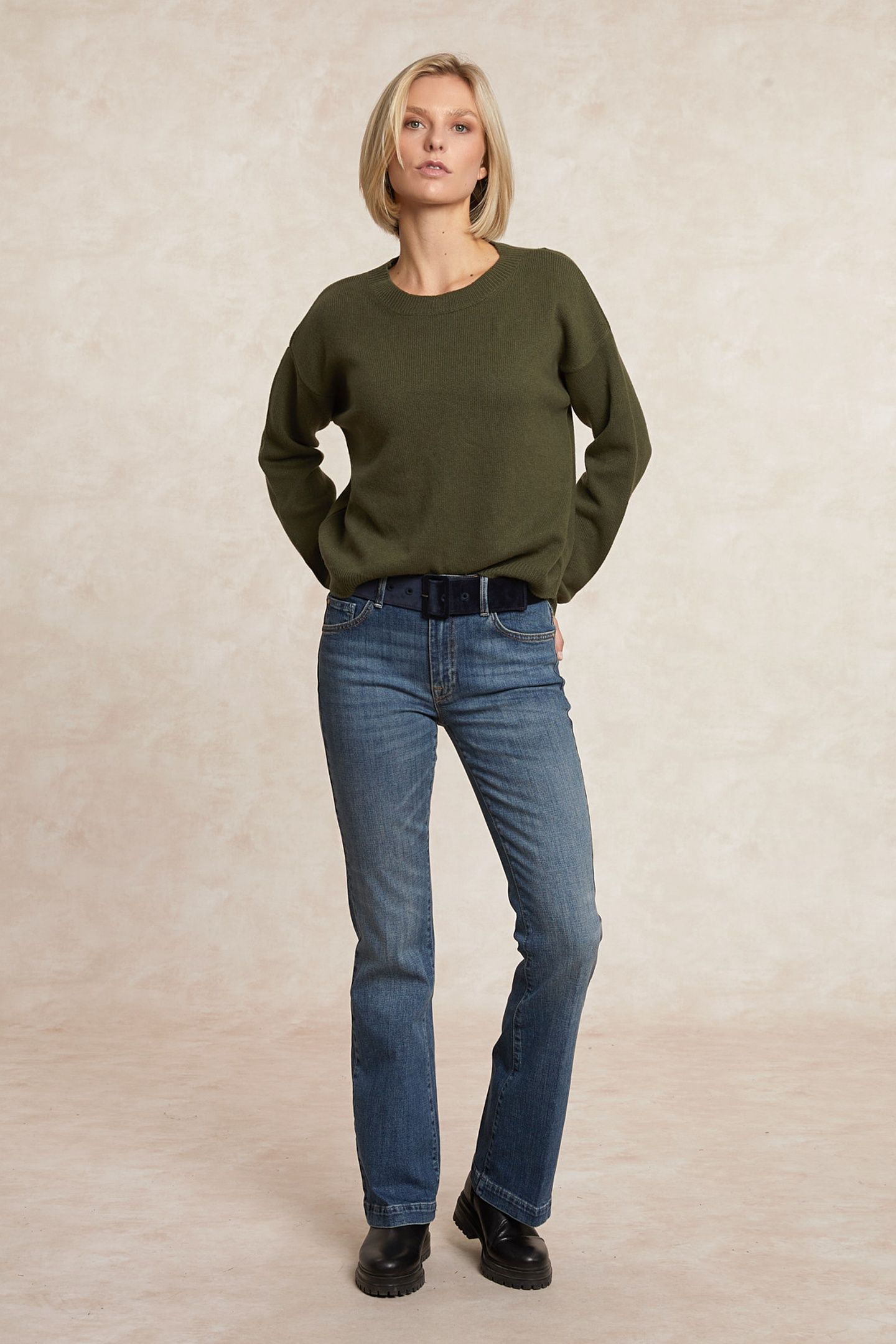 LAMBSWOOLEN CREW NECK SWEATER MOSS GREEN 1