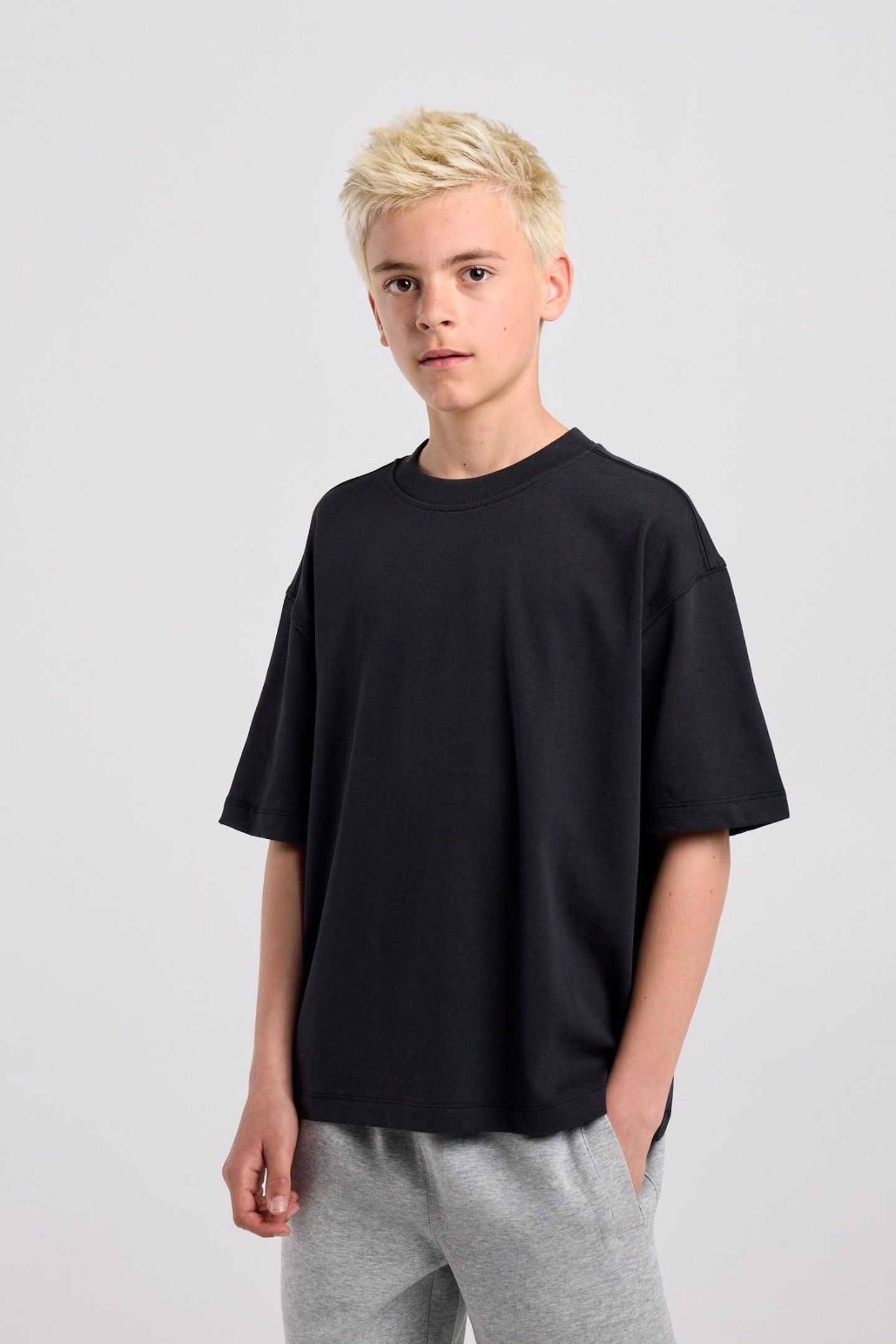 EDDIE JR WASHED BLACK 1
