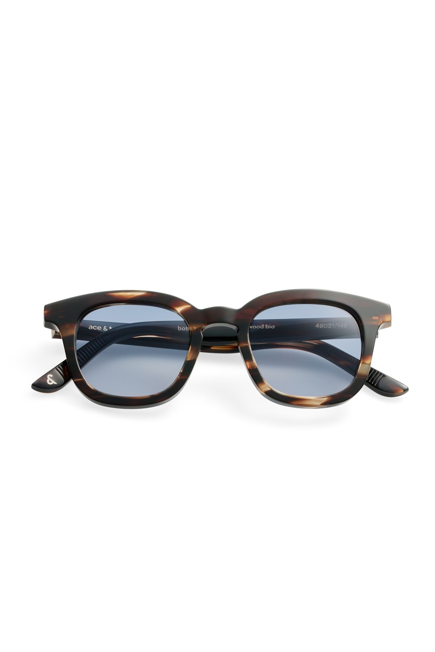 BOBBY-TIGERWOOD-BLUE-GRADIENT-SUN 3