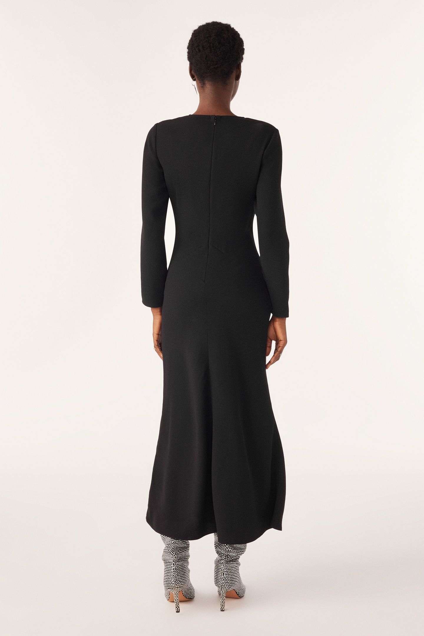 MID-LENGTH DRESS BLACK 2