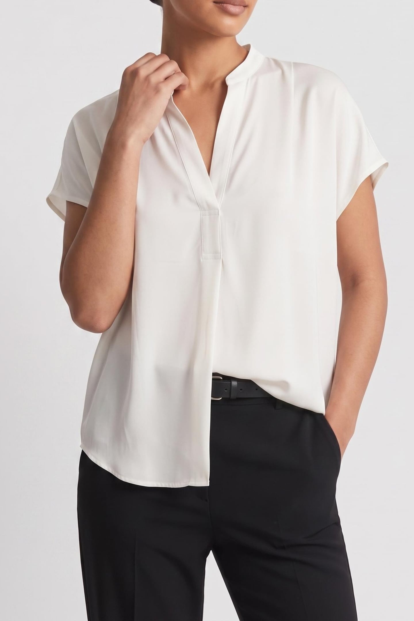 CREPE LIGHT SLEEVELESS POPOVER SUMMER WHITE 1