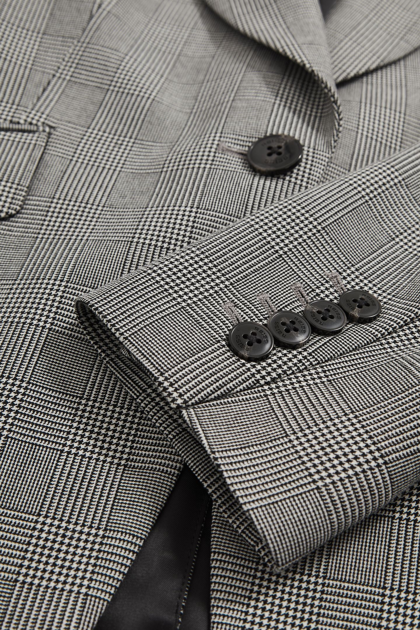 SB CHECK BLAZER GREY 5