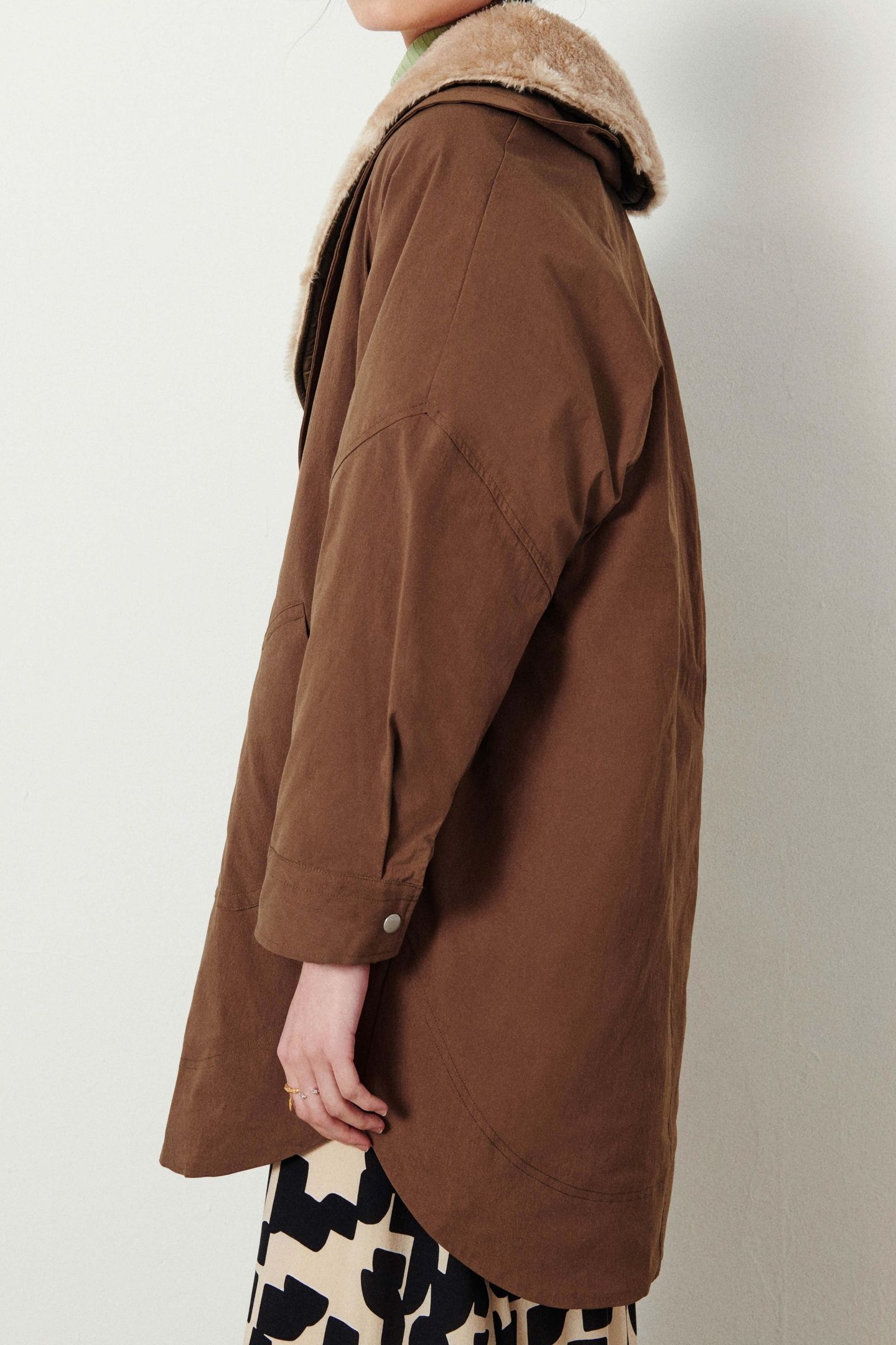 KNEE-LENGTH COAT KAKI 3