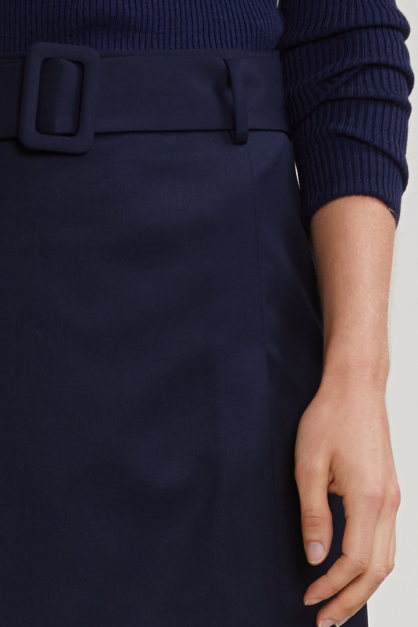 SHORT BELTED SKIRT NAVY BLUE 4