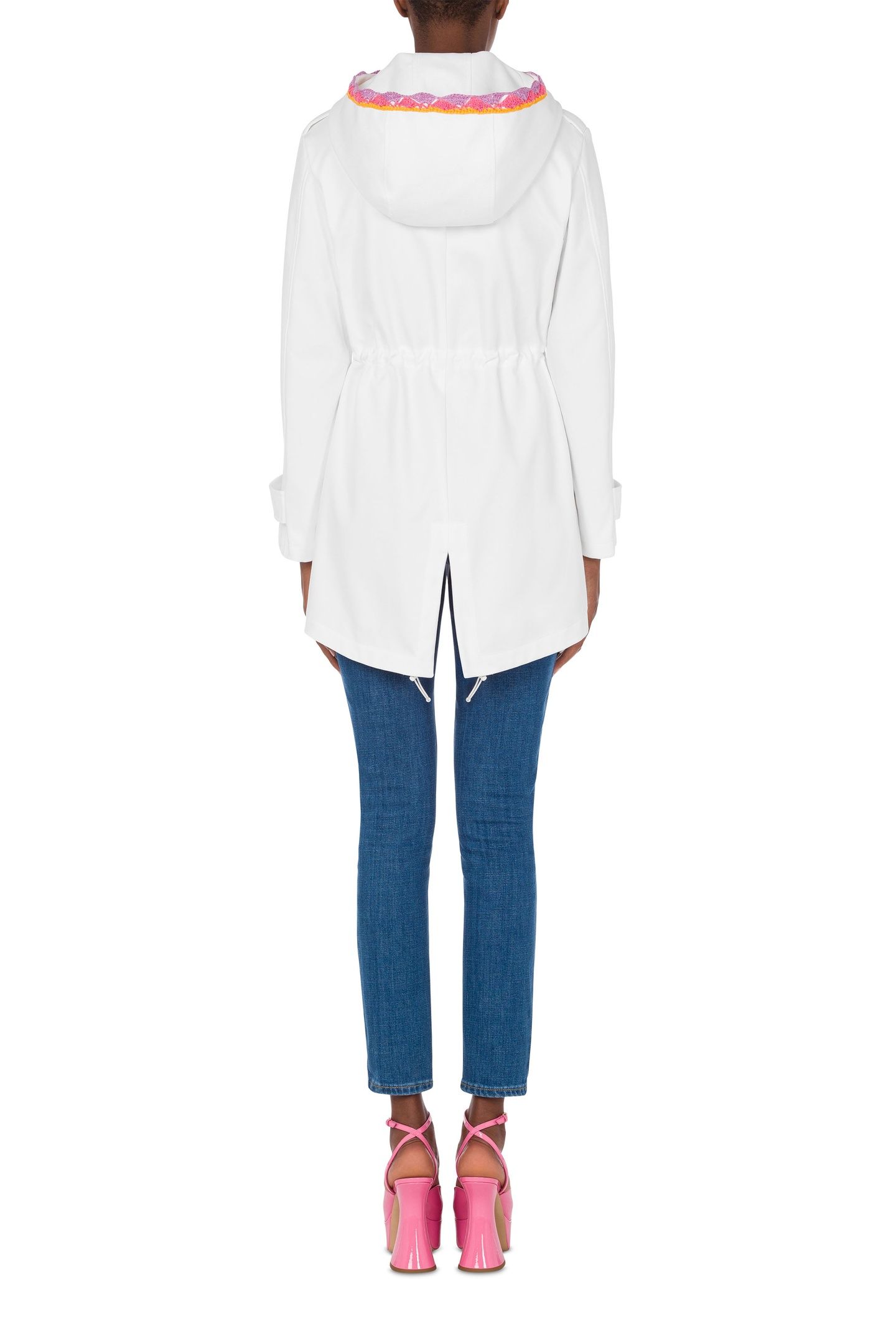 OUTERWEAR WHITE 2