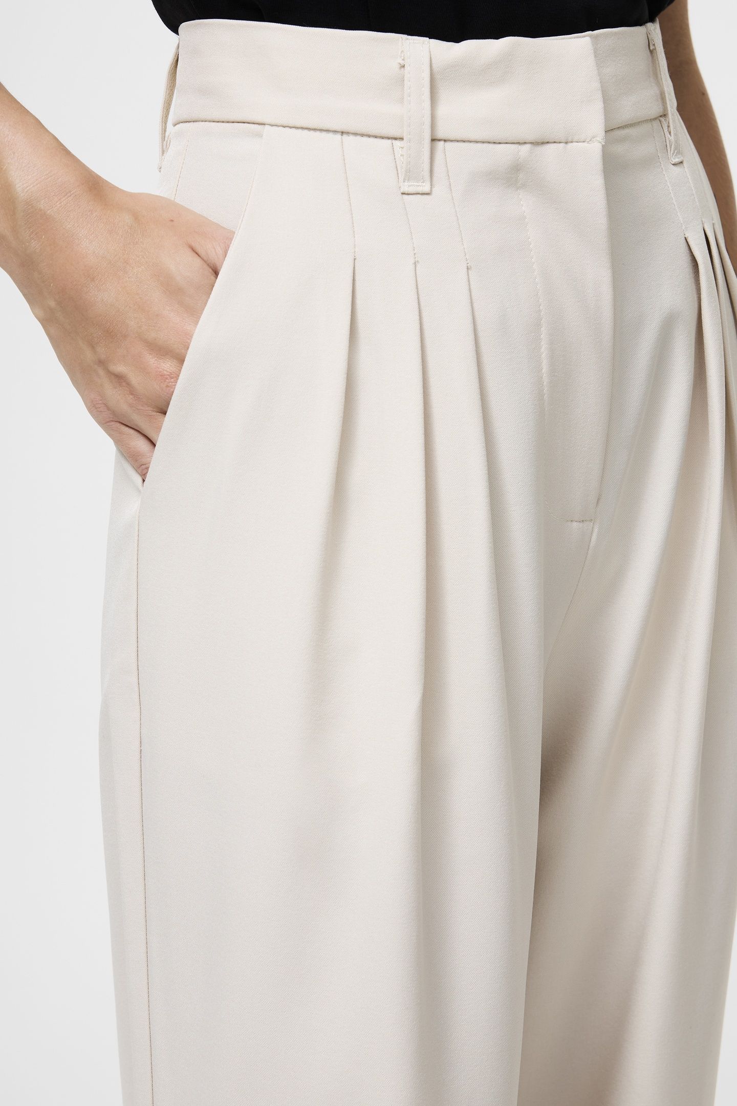 IMOLA TAILORED TRIPLE PLEAT SANDSHELL SANDSHELL 4