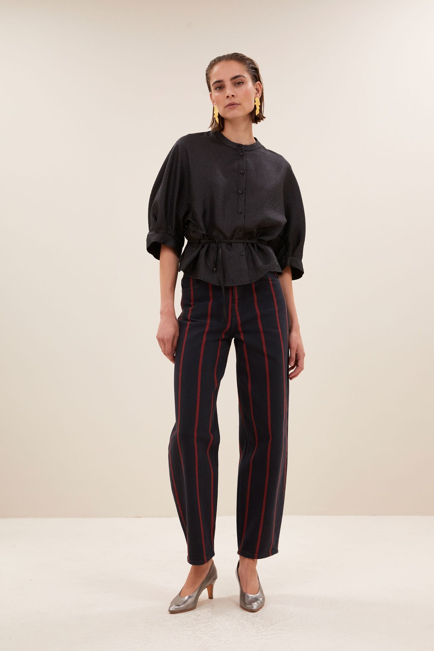 CHRISTI BUBBLE BLOUSE BLACK 1