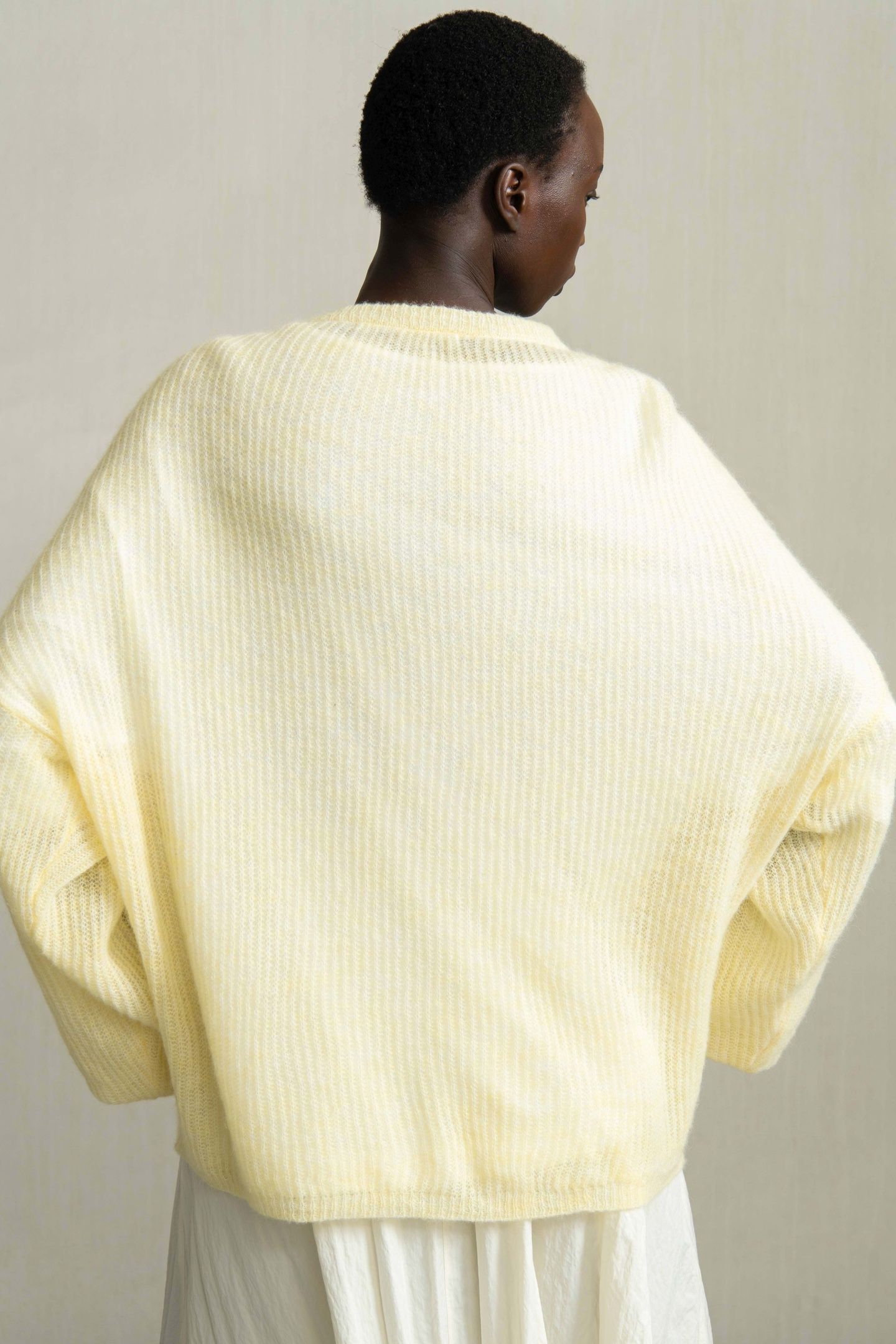 AMAEVE LIGHT YELLOW 2