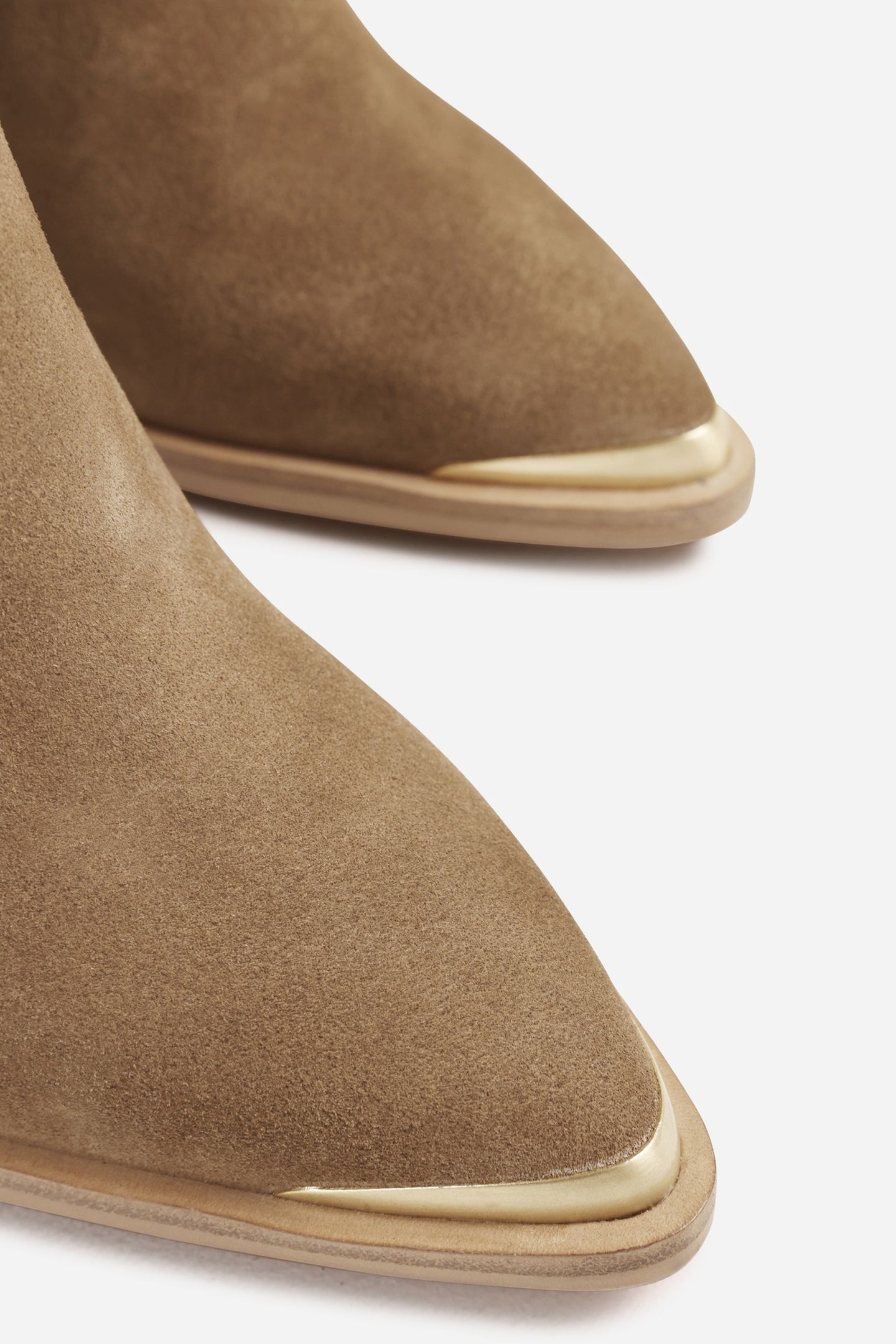 NEW-AMERICANA HIGH BOOT NATURAL 5